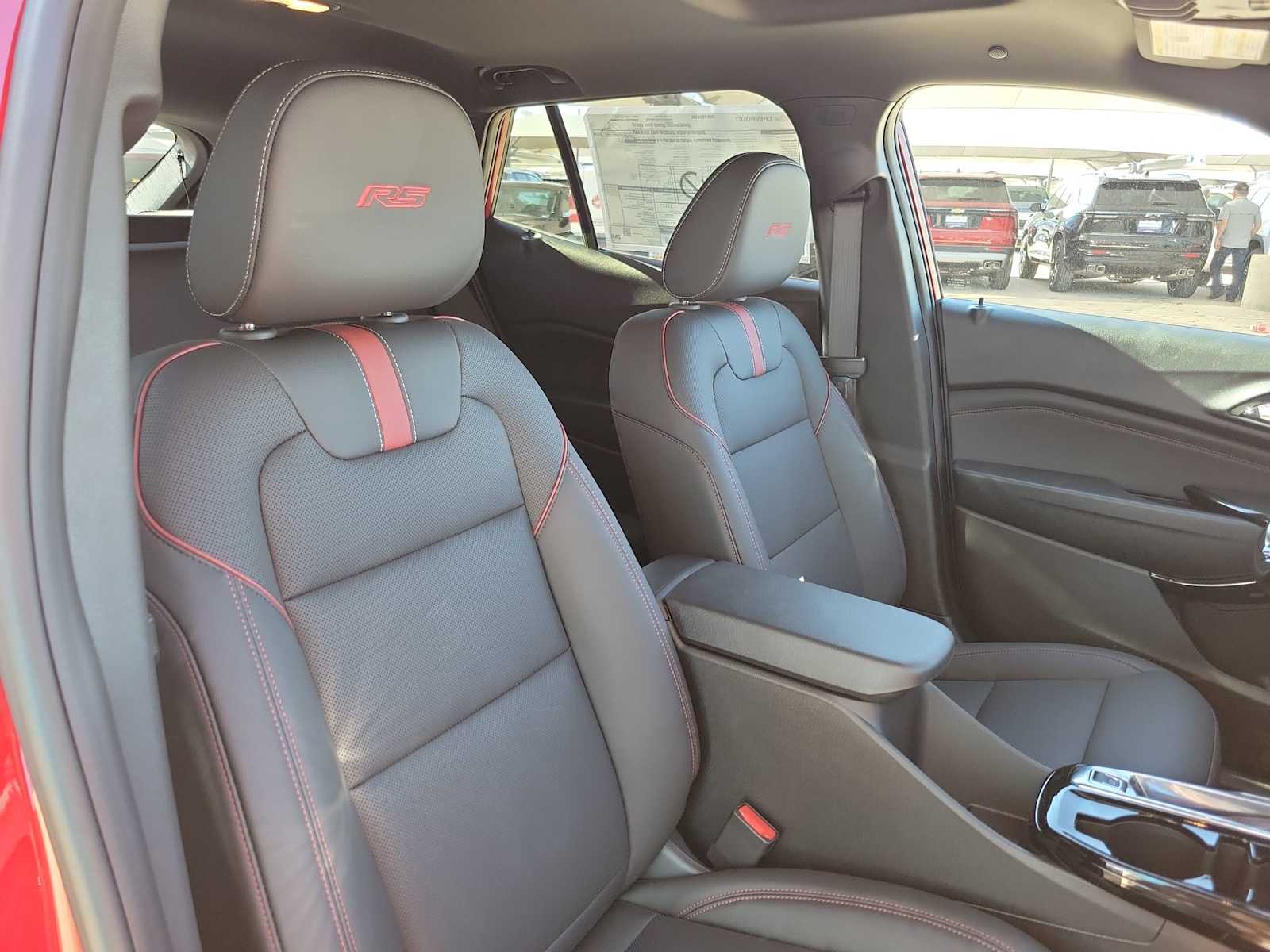 Thumbnail: 2026 Chevrolet Trax - 14