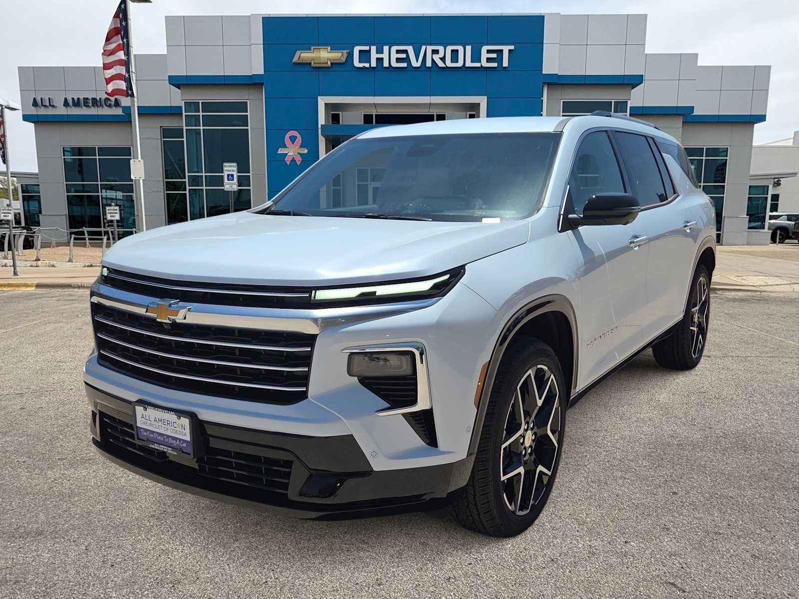 Thumbnail: 2026 Chevrolet Traverse - 1