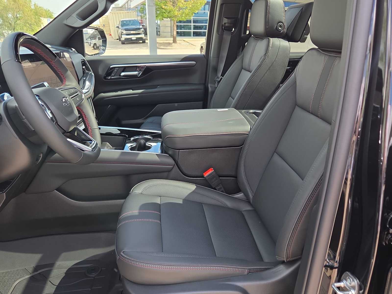 Thumbnail: 2026 Chevrolet Tahoe - 13