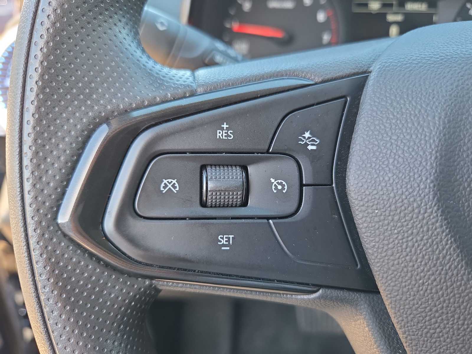 Thumbnail: 2024 Chevrolet Trax - 15