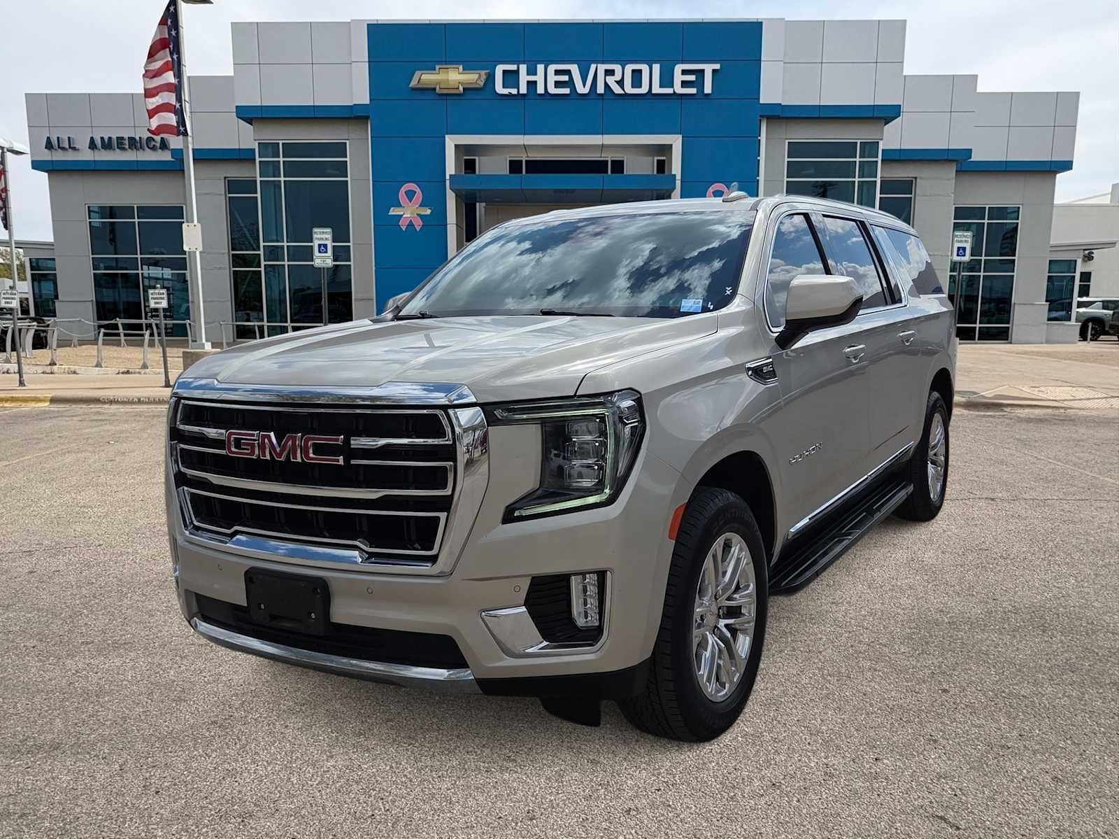Thumbnail: 2023 GMC Yukon XL - 1