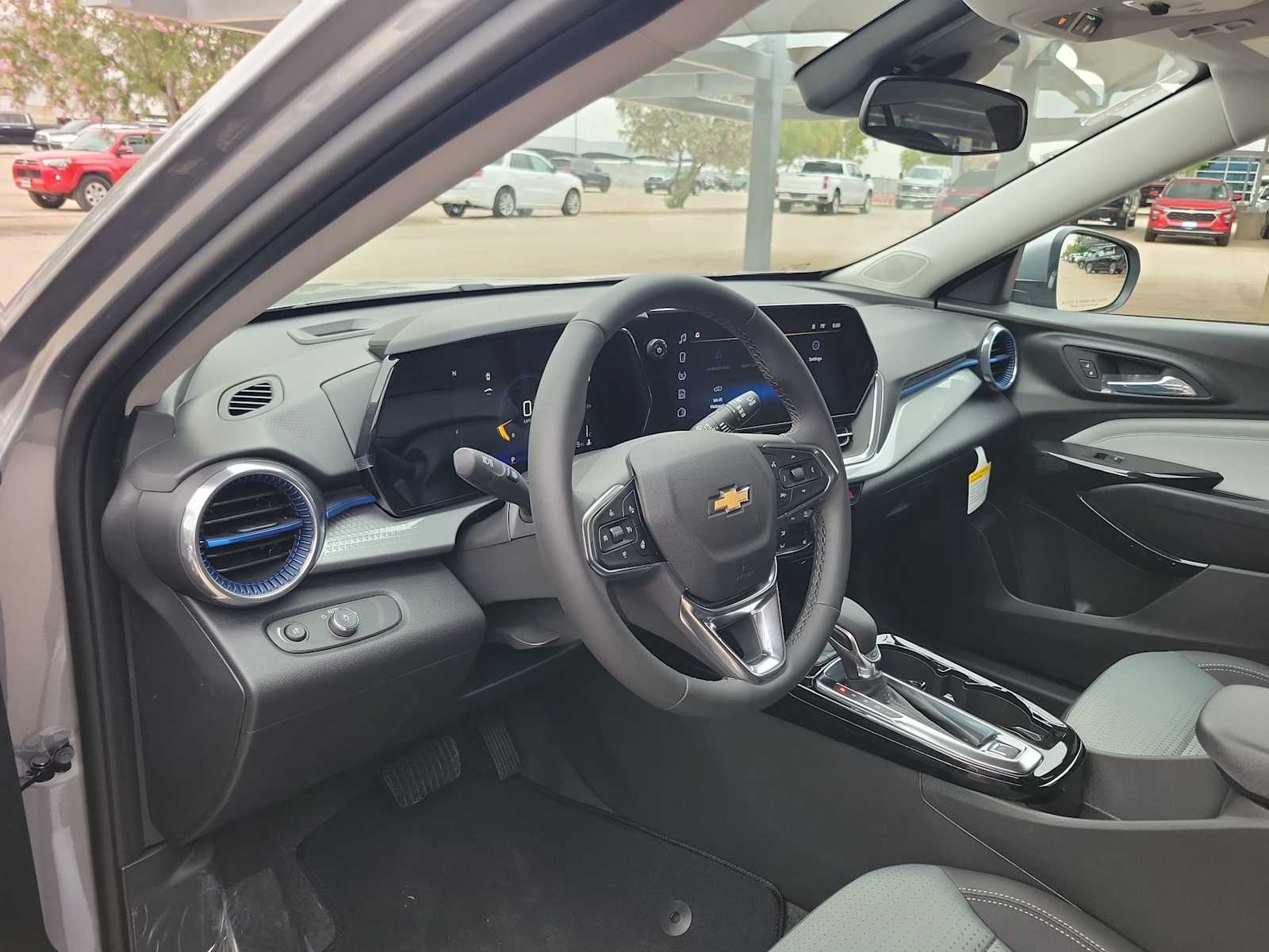 Thumbnail: 2026 Chevrolet Trax - 10
