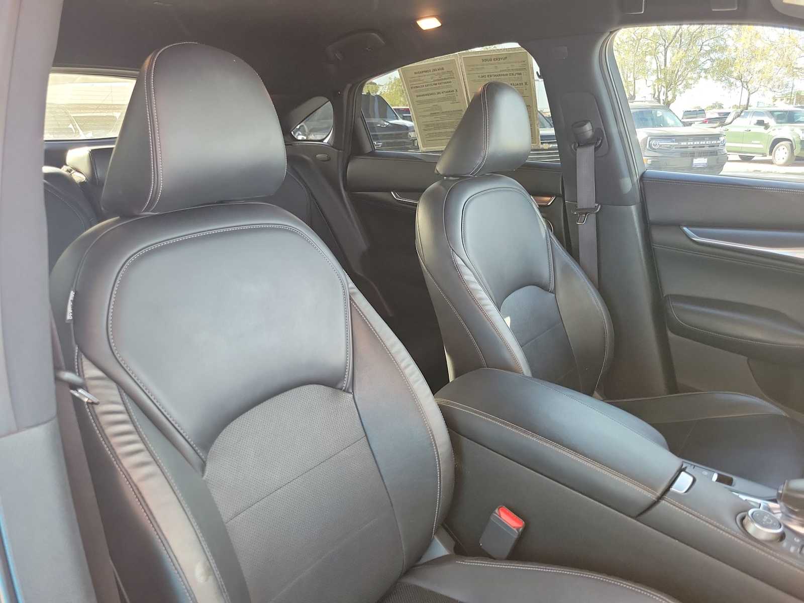 Thumbnail: 2022 INFINITI QX55 - 14