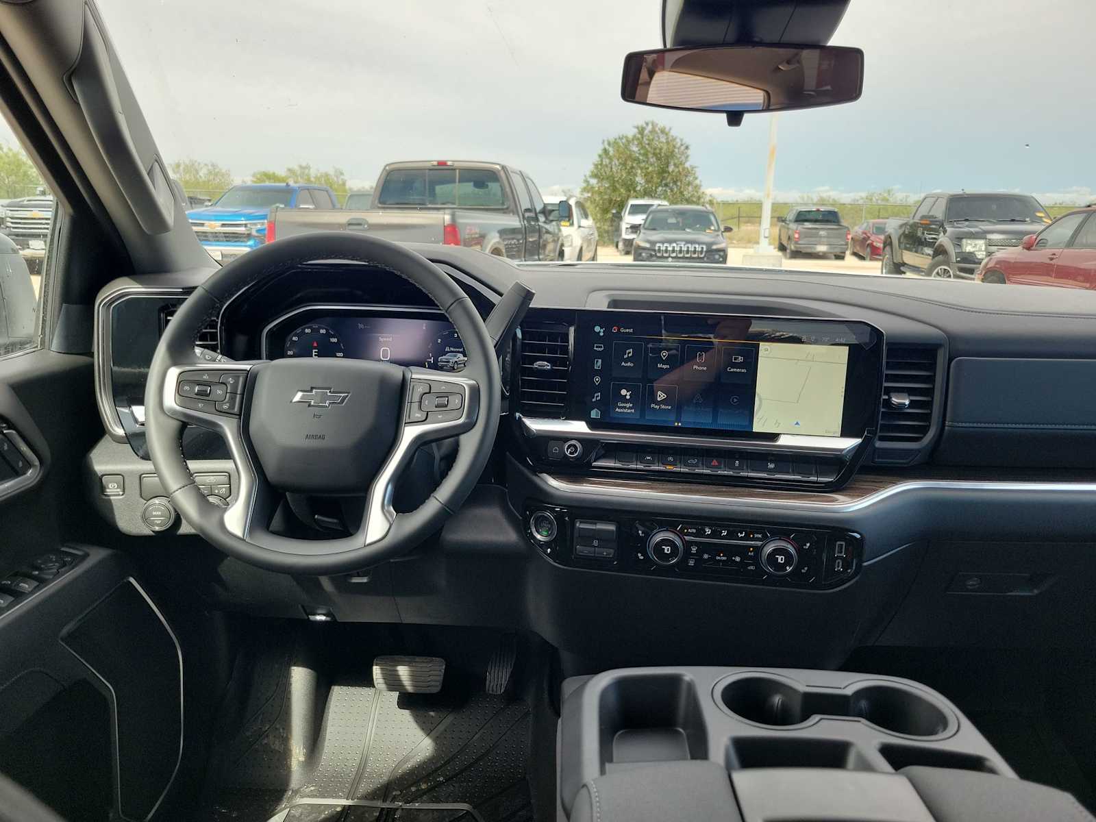 Thumbnail: 2026 Chevrolet Silverado 1500 - 14