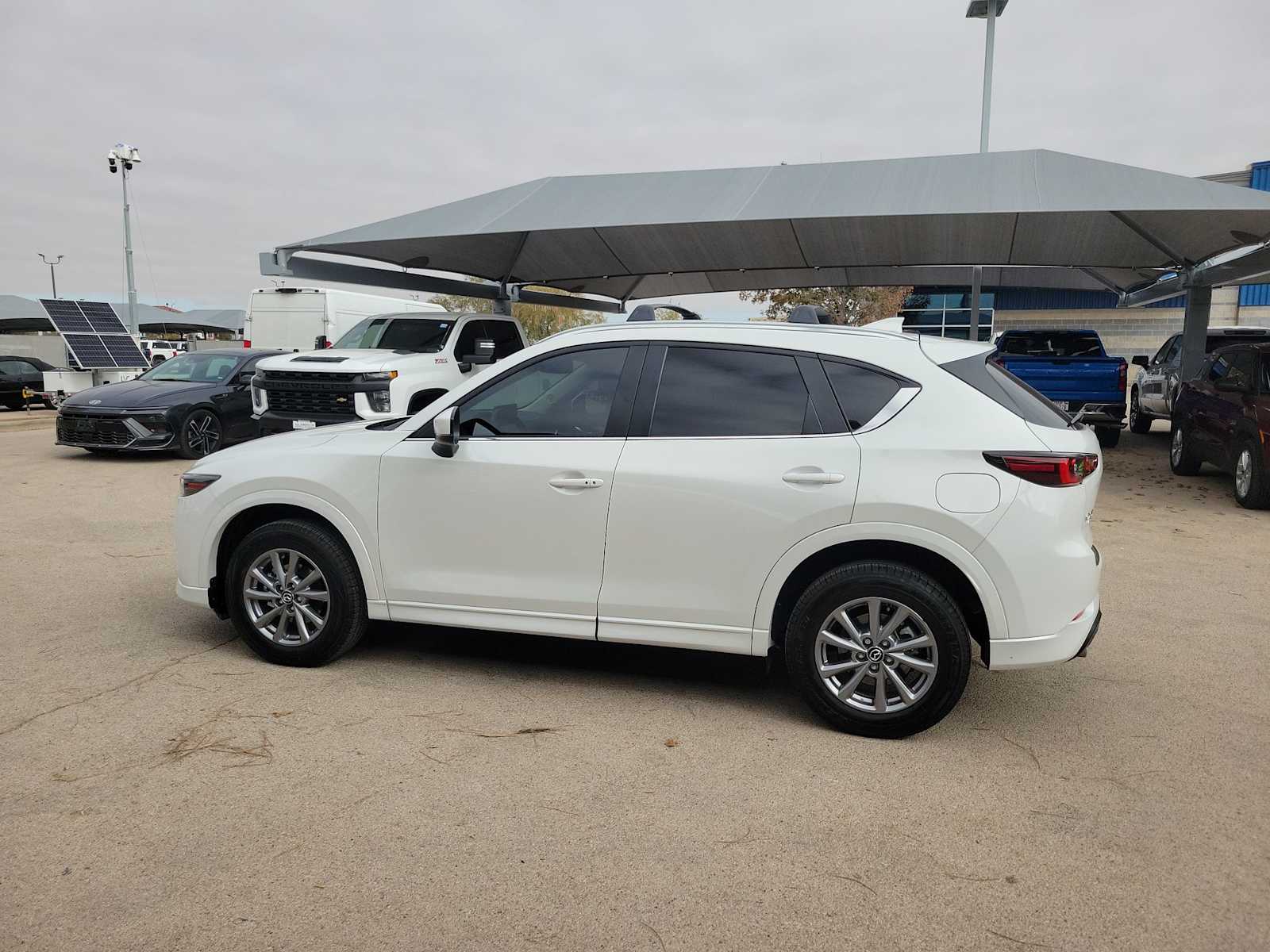 Thumbnail: 2025 Mazda CX-5 - 3