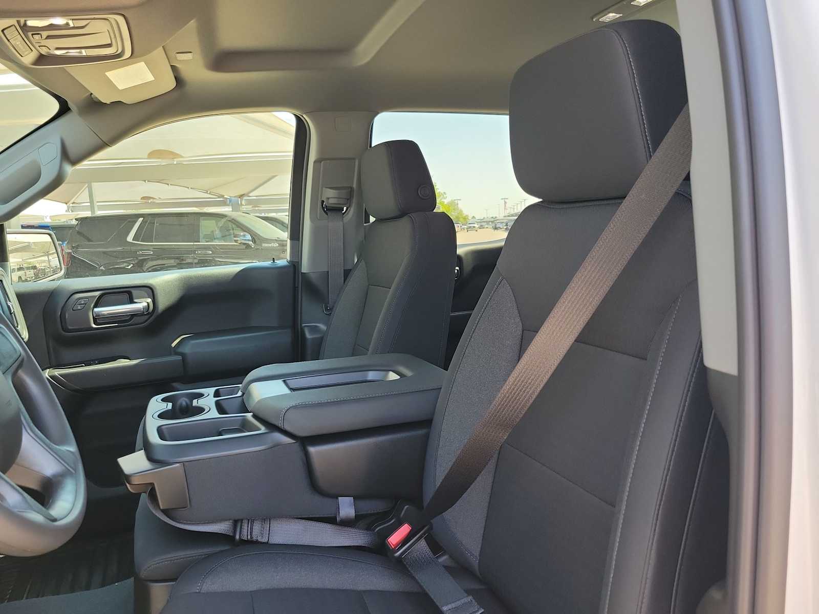 Thumbnail: 2026 Chevrolet Silverado 1500 - 11