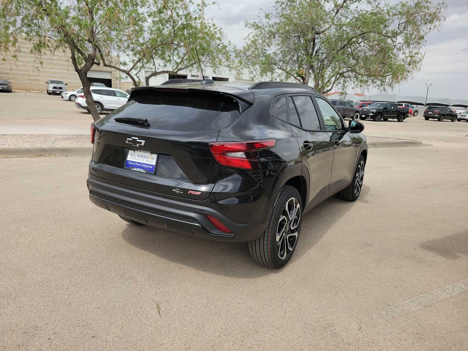 Thumbnail: 2026 Chevrolet Trax - 8