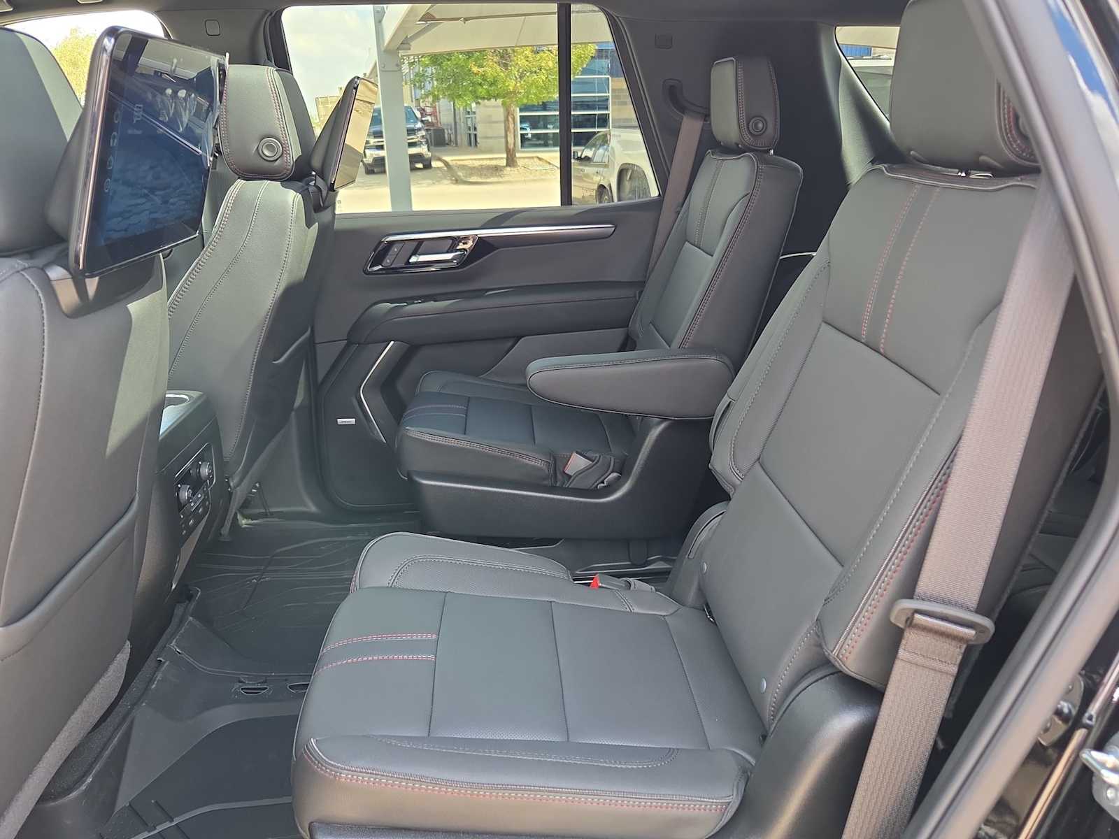 Thumbnail: 2026 Chevrolet Tahoe - 12