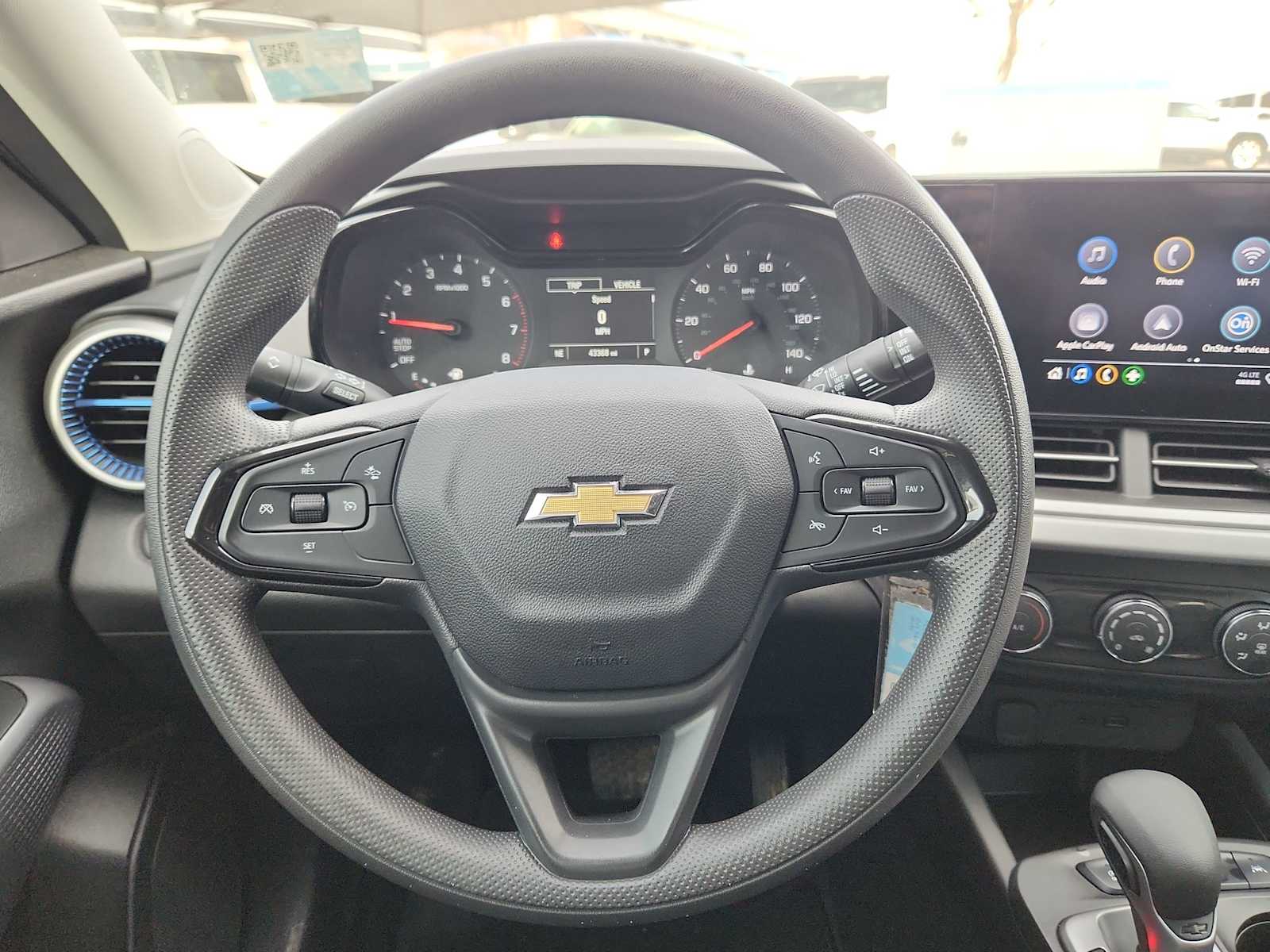 Thumbnail: 2024 Chevrolet Trax - 11