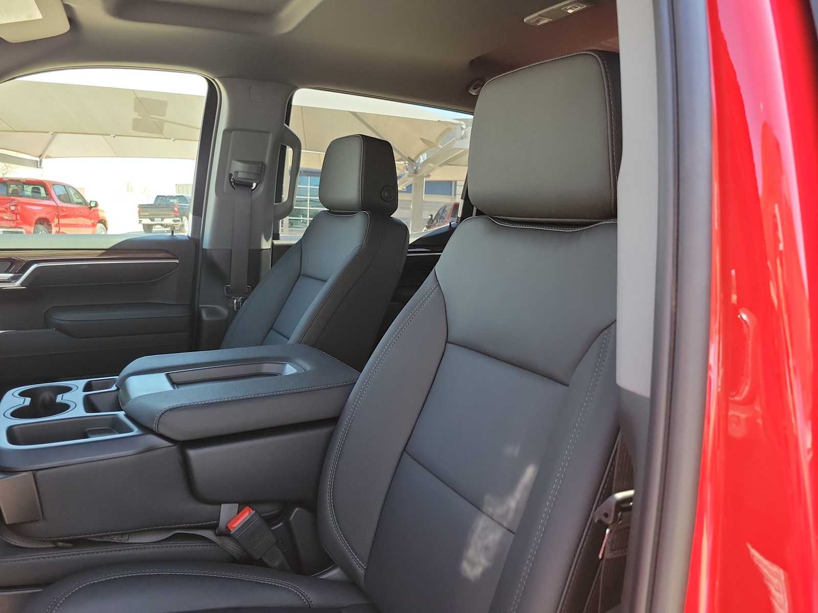 Thumbnail: 2026 Chevrolet Silverado 1500 - 15