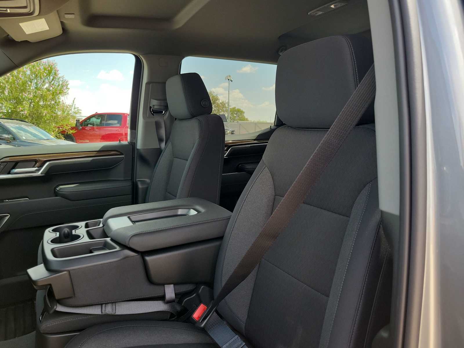 Thumbnail: 2026 Chevrolet Silverado 1500 - 11