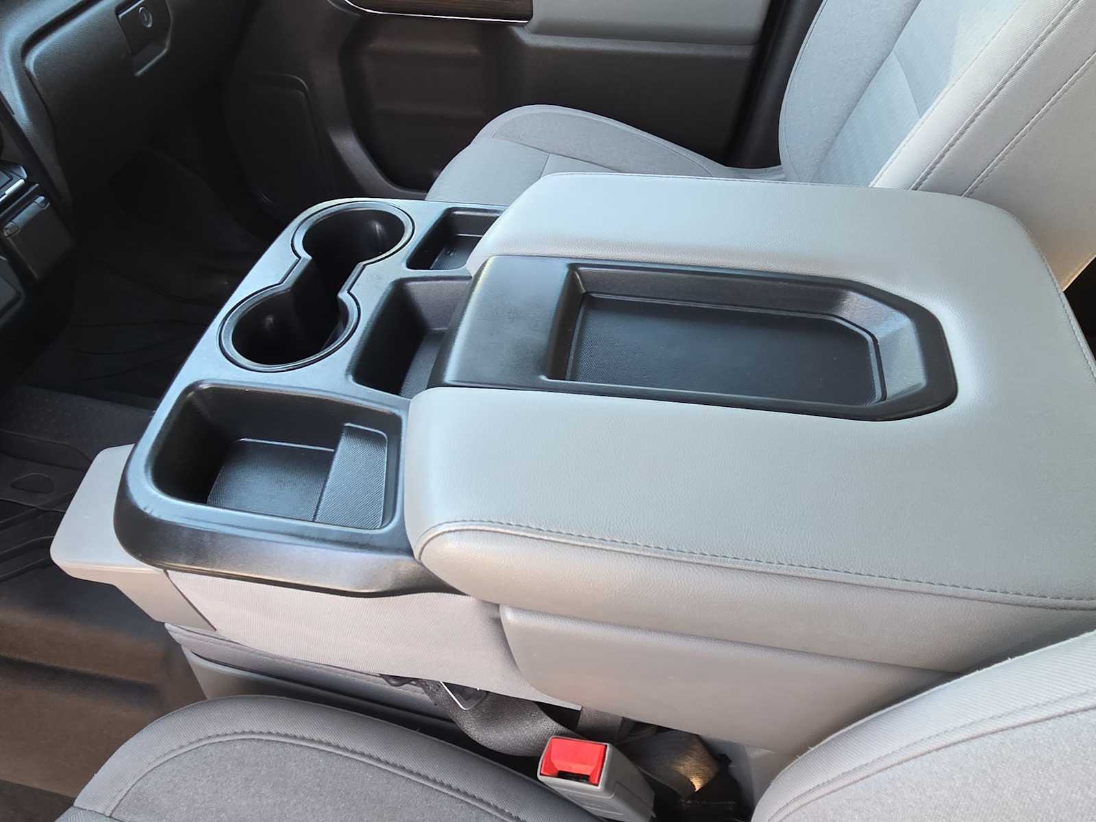 Thumbnail: 2019 Chevrolet Silverado 1500 - 12