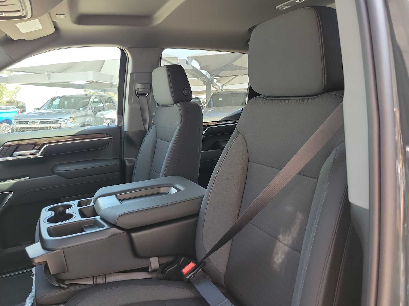 Thumbnail: 2026 Chevrolet Silverado 1500 - 11