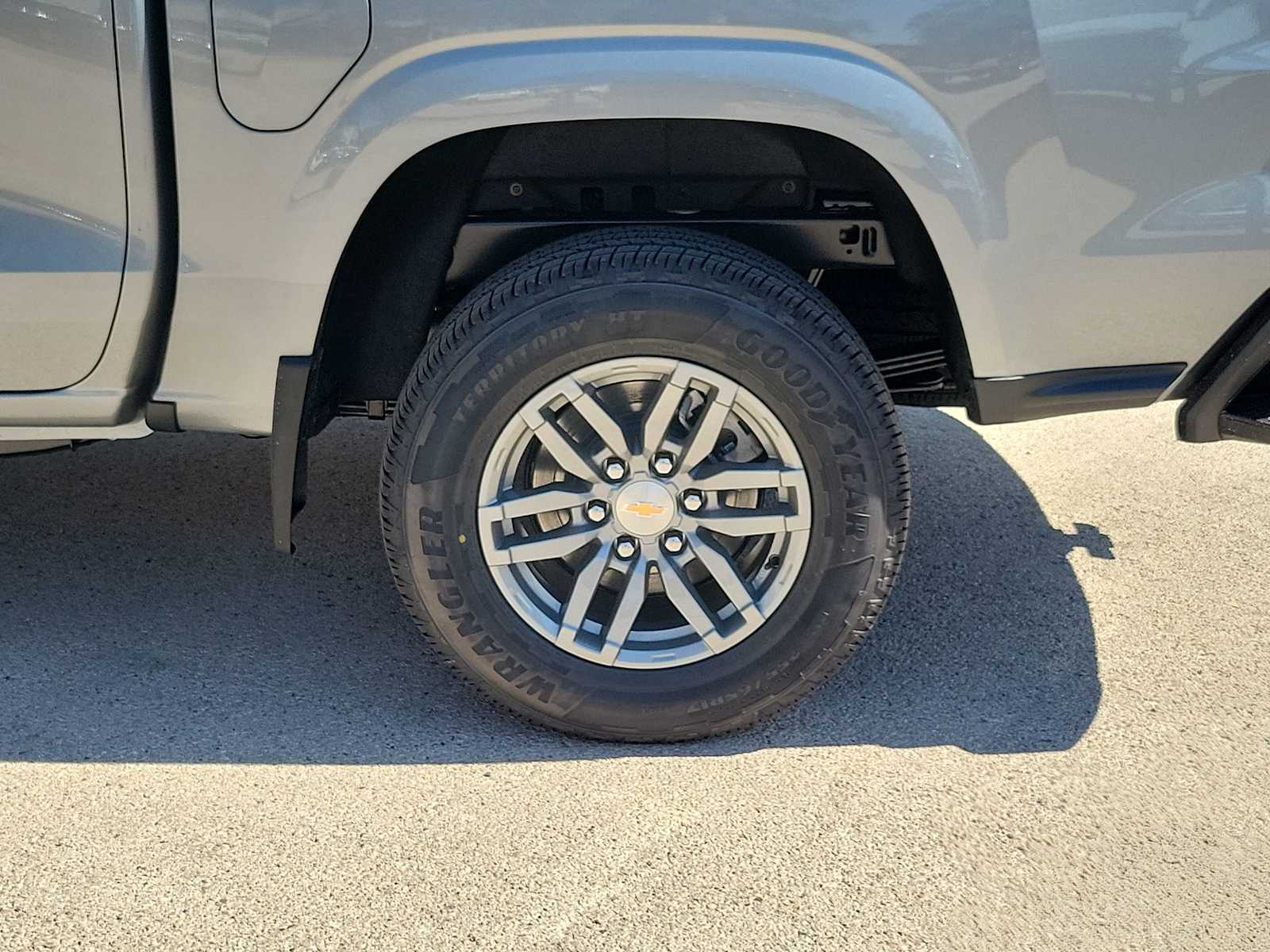 Thumbnail: 2026 Chevrolet Colorado - 8