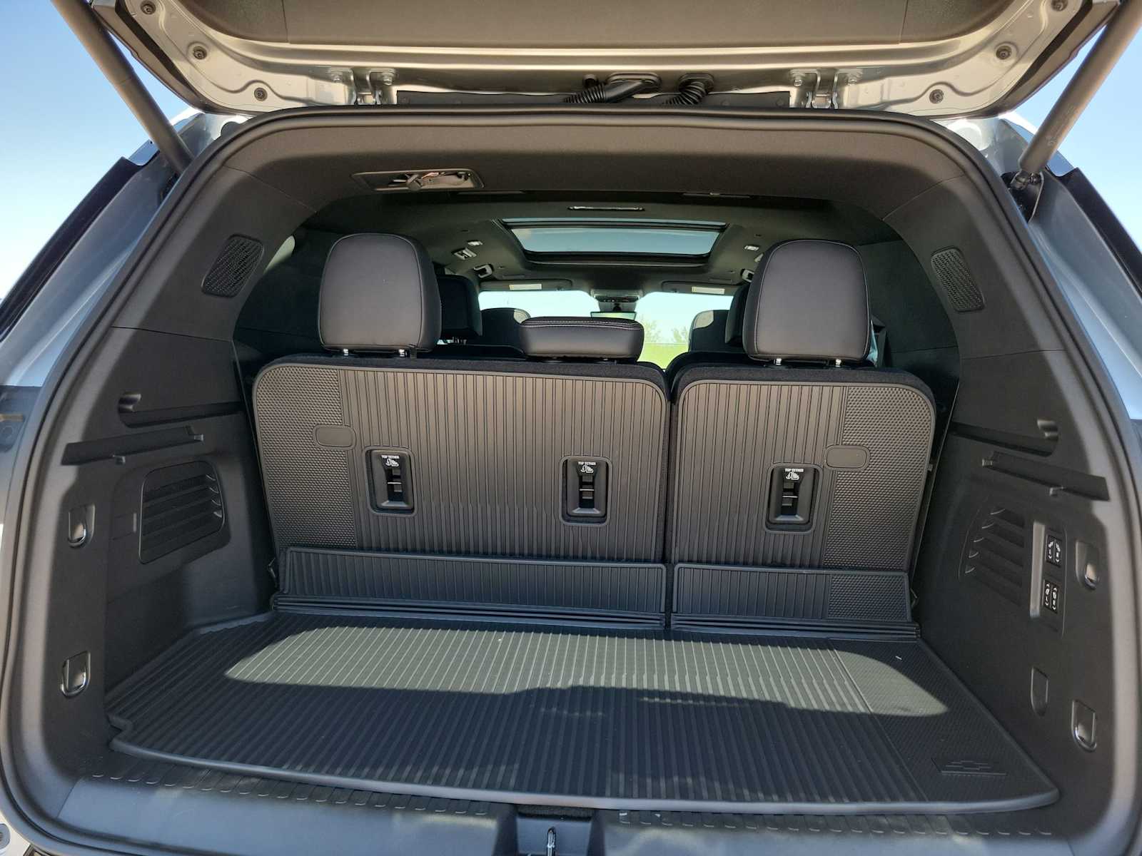 Thumbnail: 2026 Chevrolet Traverse - 23