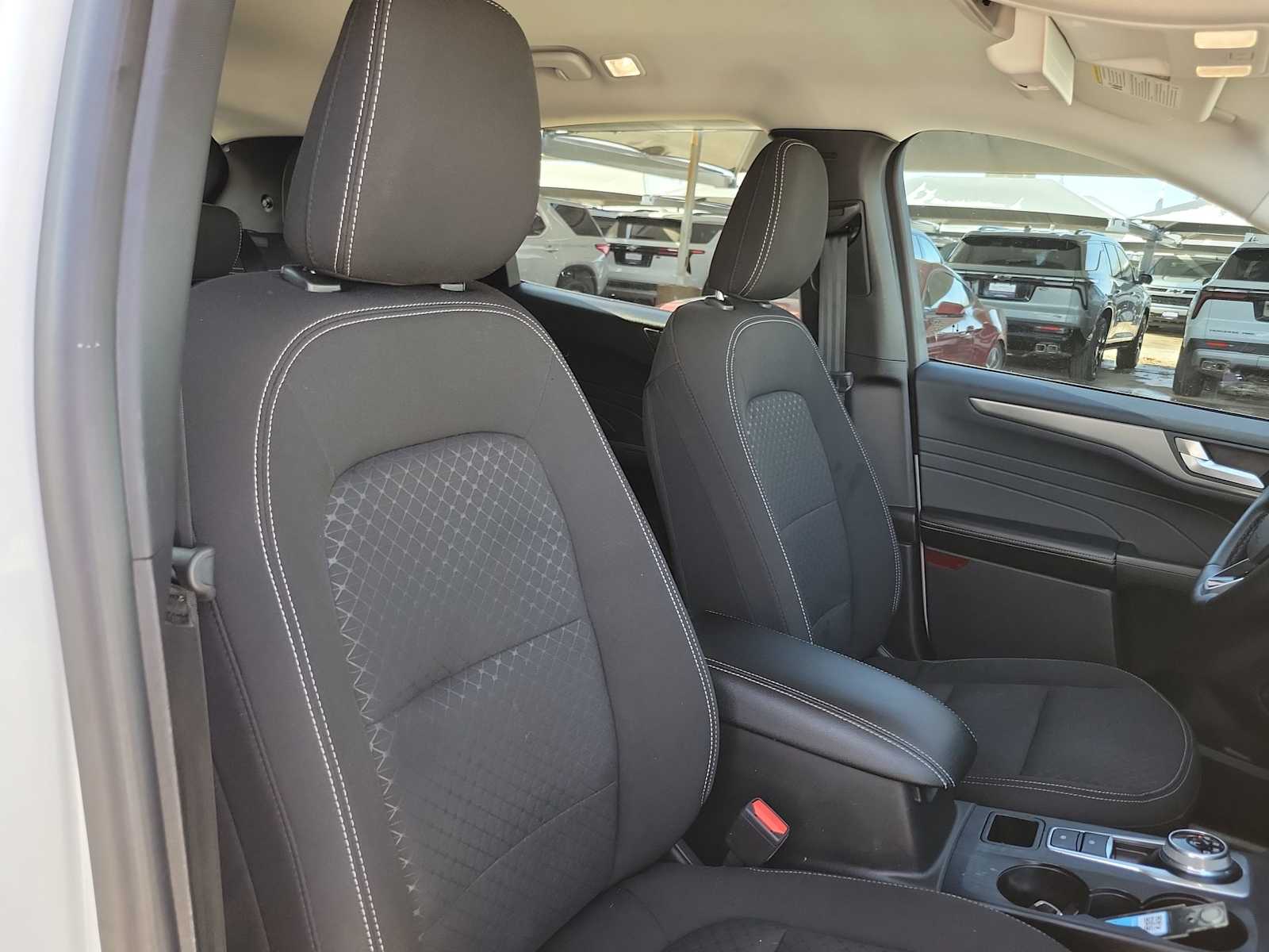 Thumbnail: 2023 Ford Escape - 14