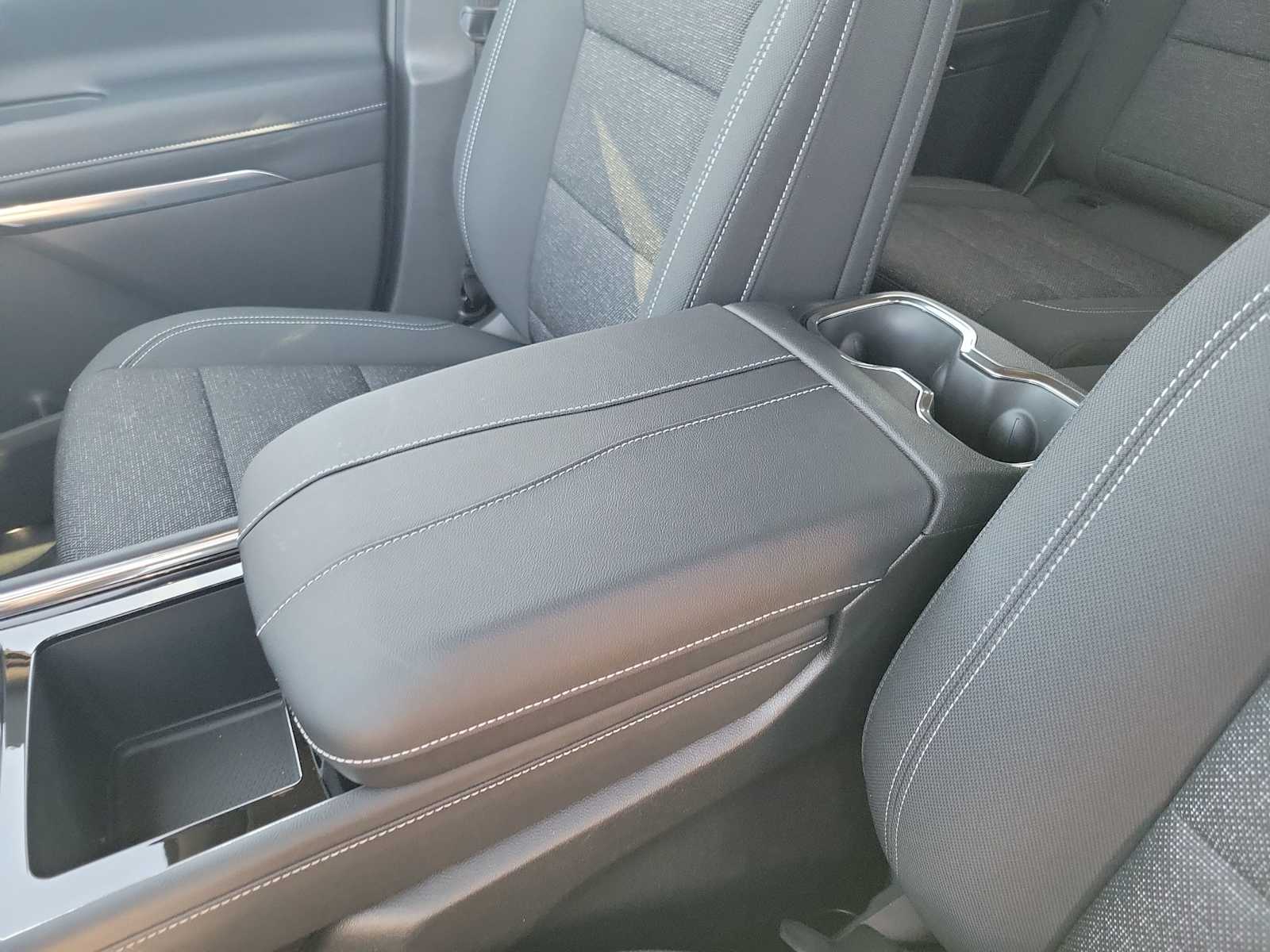 Thumbnail: 2026 Chevrolet Traverse - 24