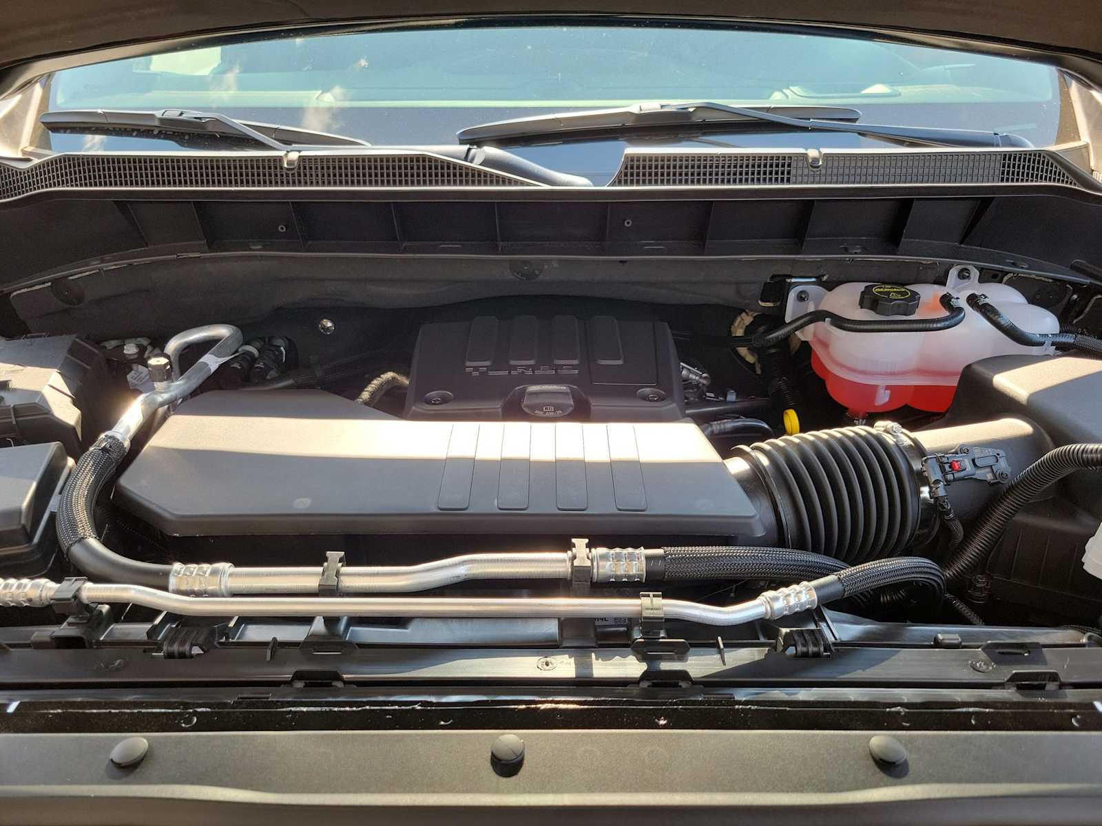 Thumbnail: 2026 Chevrolet Silverado 1500 - 9