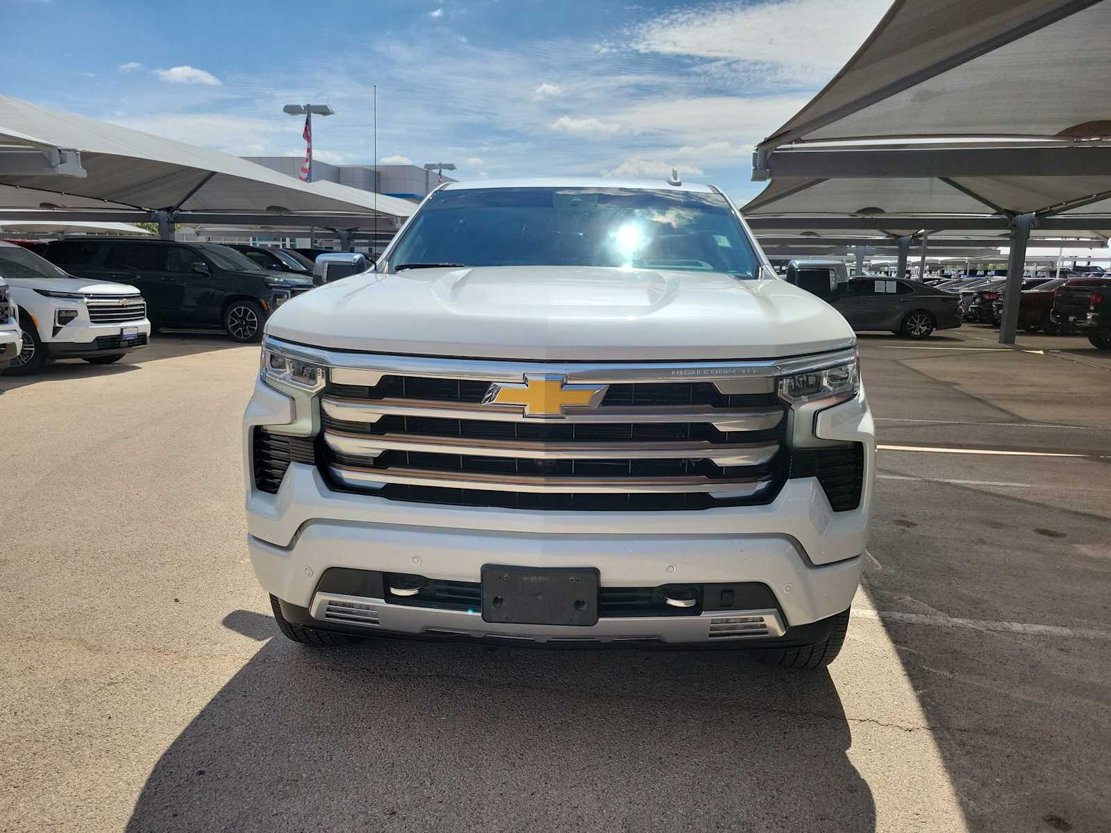 Thumbnail: 2022 Chevrolet Silverado 1500 - 6