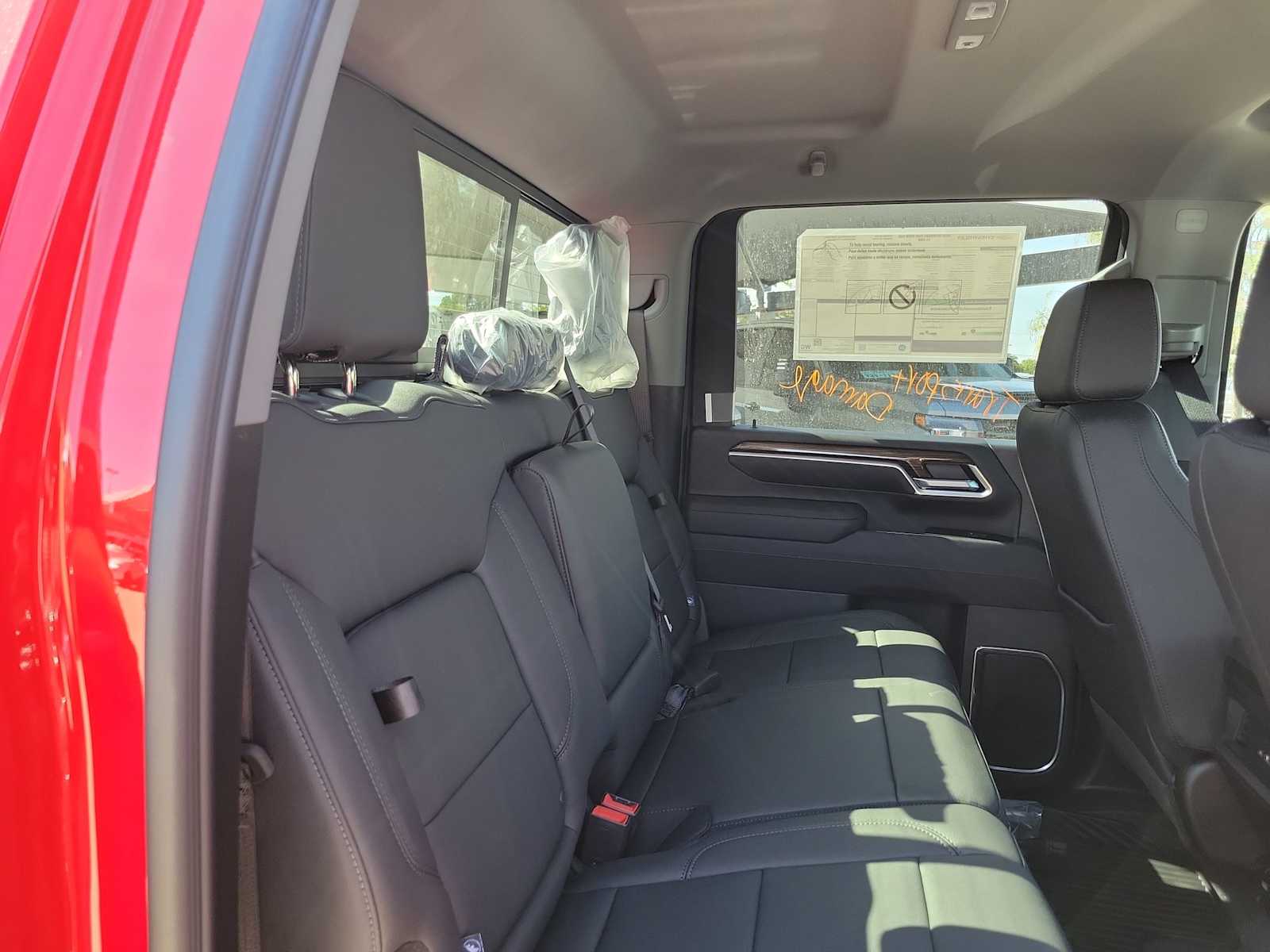 Thumbnail: 2026 Chevrolet Silverado 2500 - 13