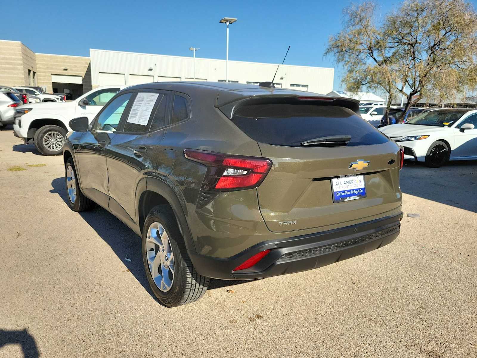 Thumbnail: 2024 Chevrolet Trax - 4