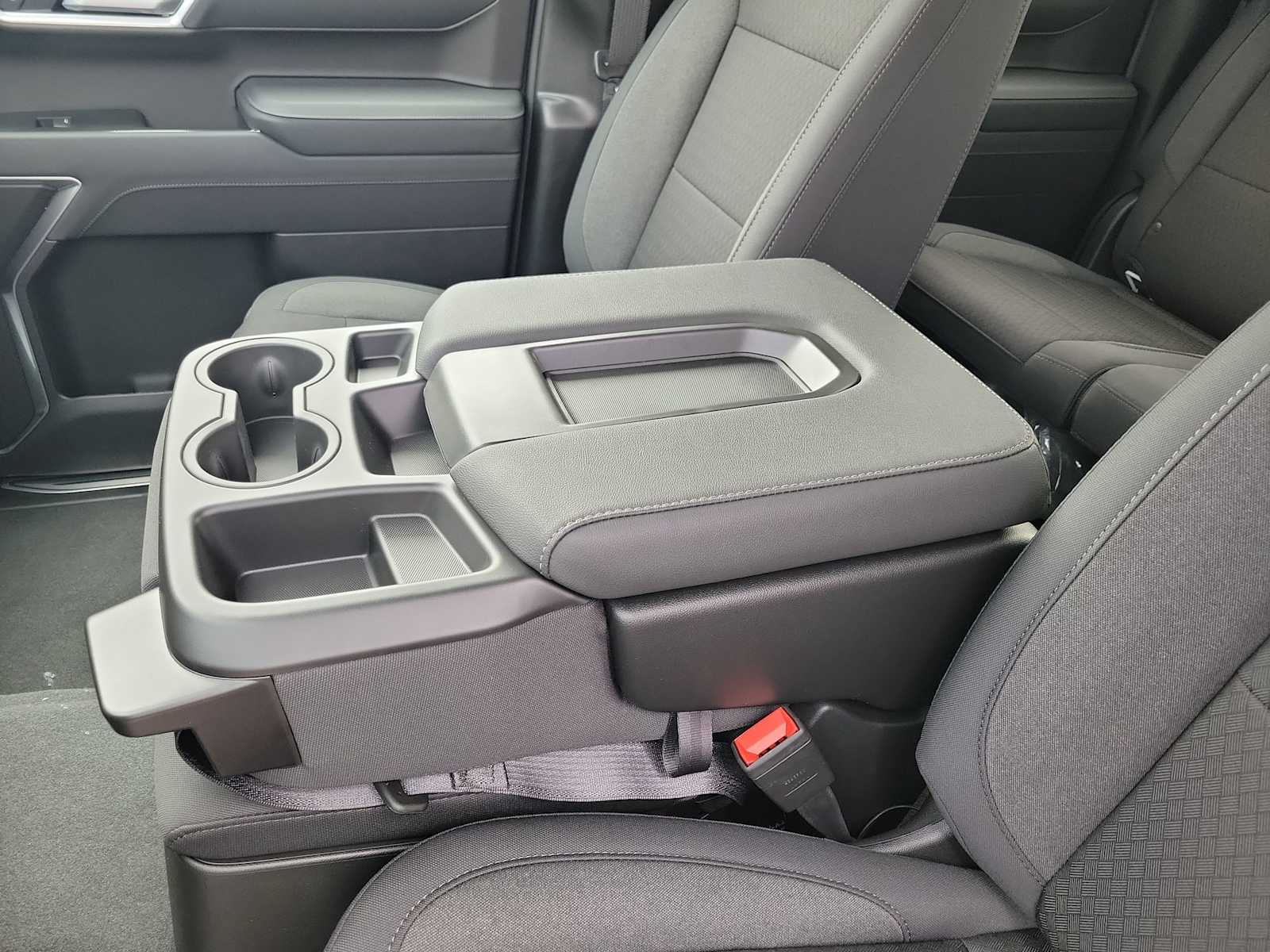 Thumbnail: 2026 Chevrolet Silverado 1500 - 16