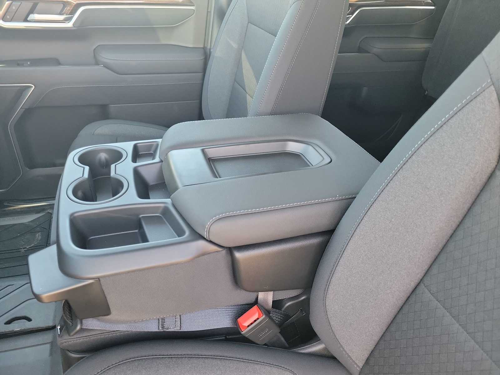 Thumbnail: 2026 Chevrolet Silverado 1500 - 12