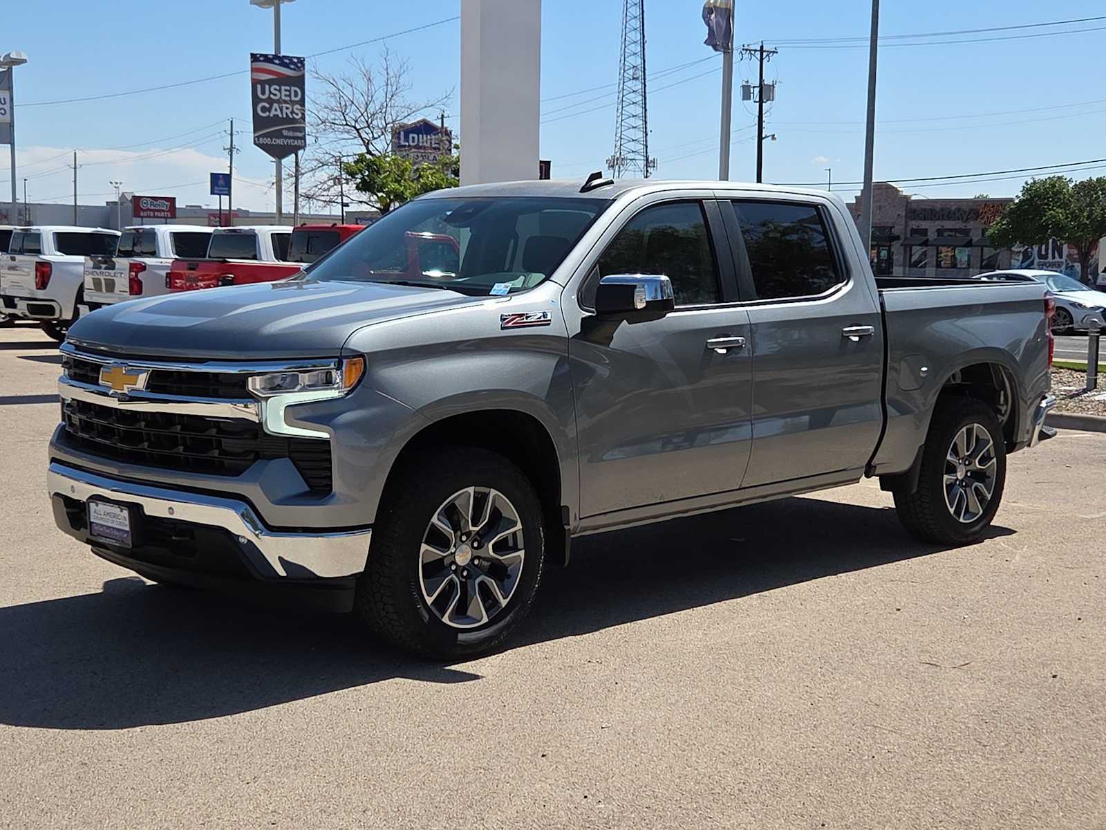 Thumbnail: 2026 Chevrolet Silverado 1500 - 3