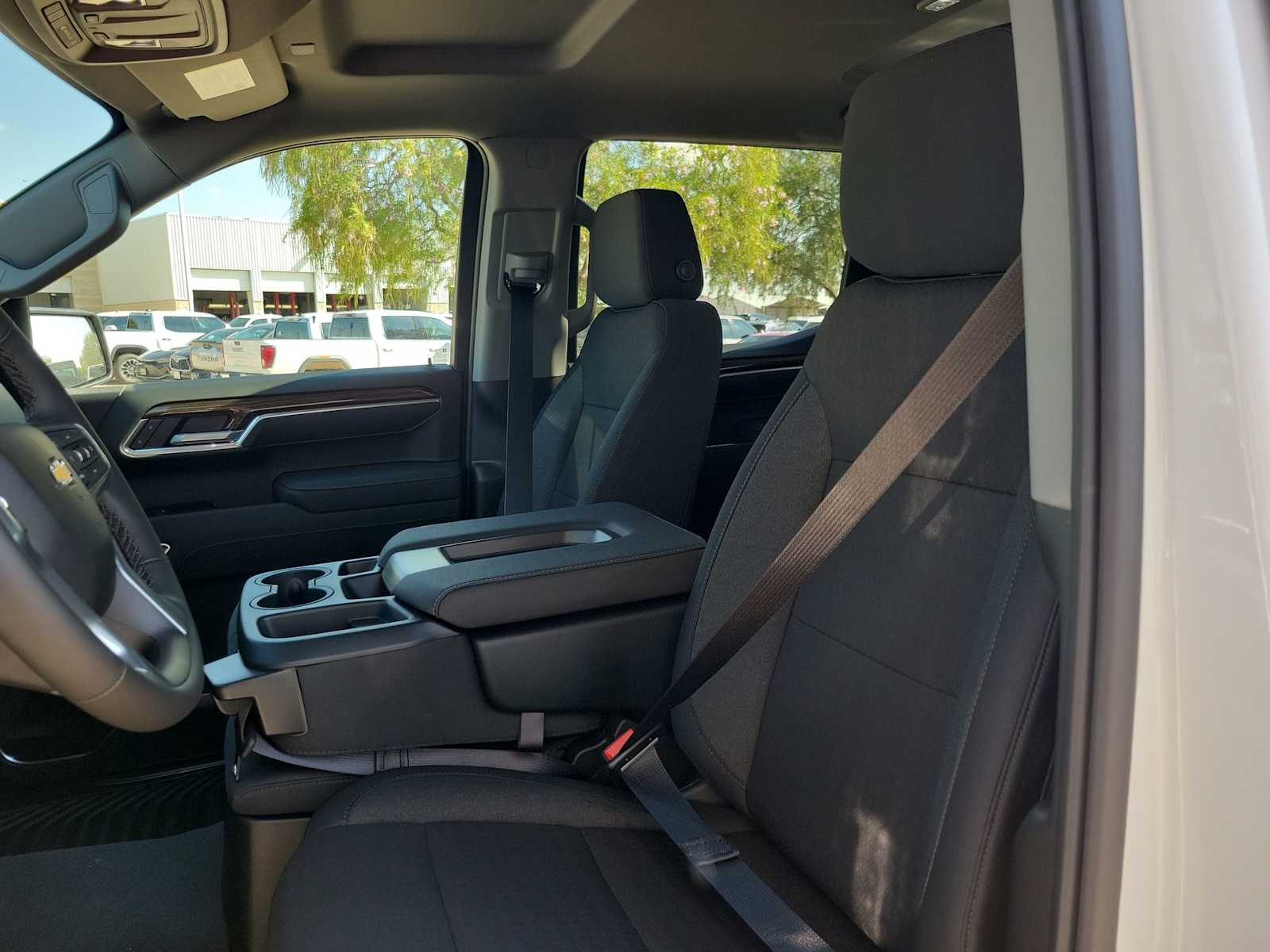 Thumbnail: 2026 Chevrolet Silverado 1500 - 19