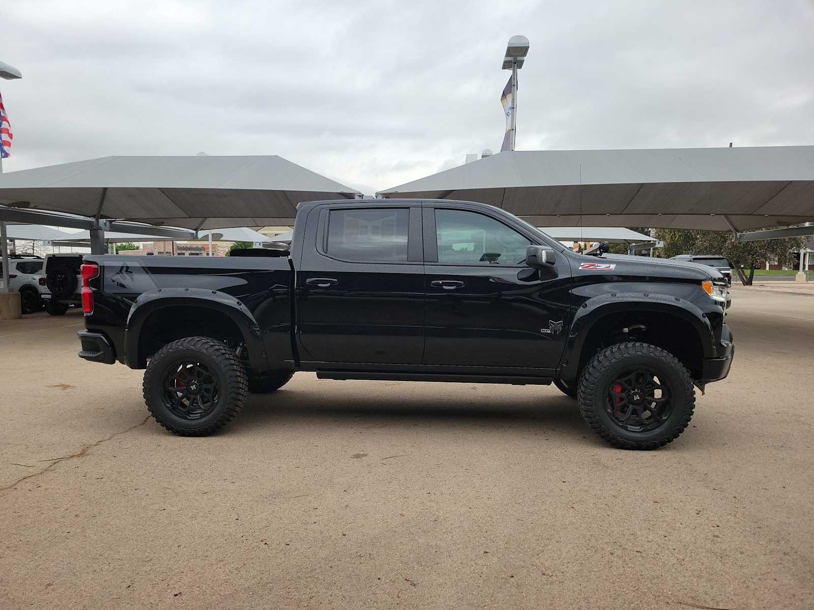Thumbnail: 2026 Chevrolet Silverado 1500 - 9