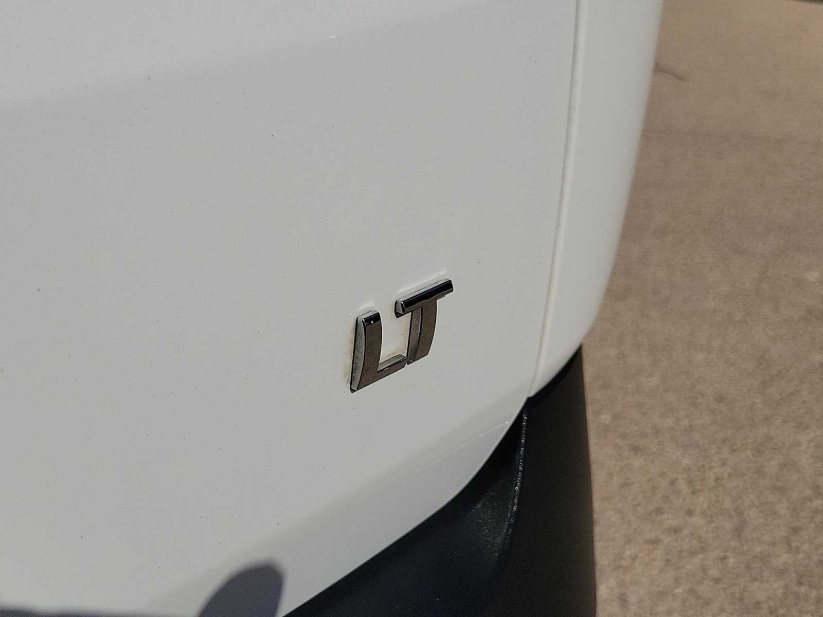 Thumbnail: 2021 Chevrolet Traverse - 7