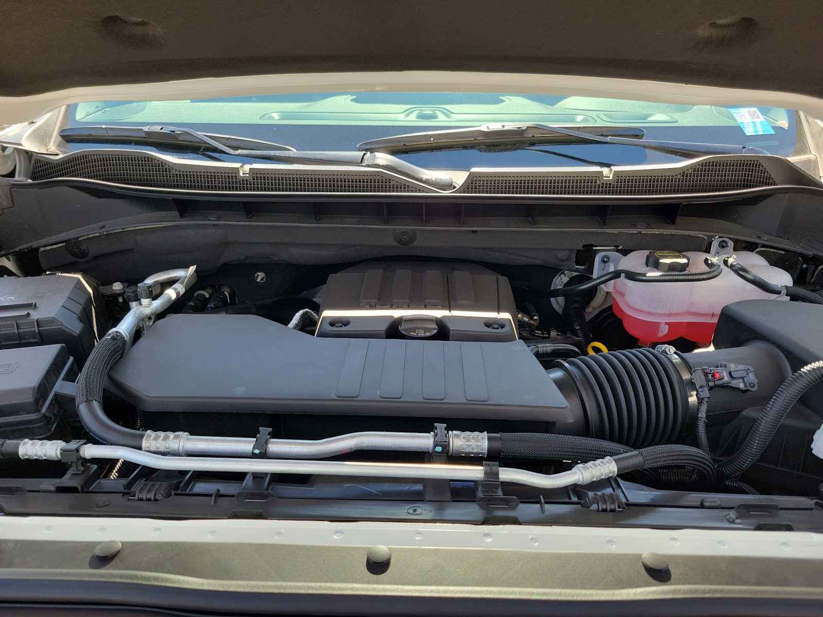 Thumbnail: 2026 Chevrolet Silverado 1500 - 9