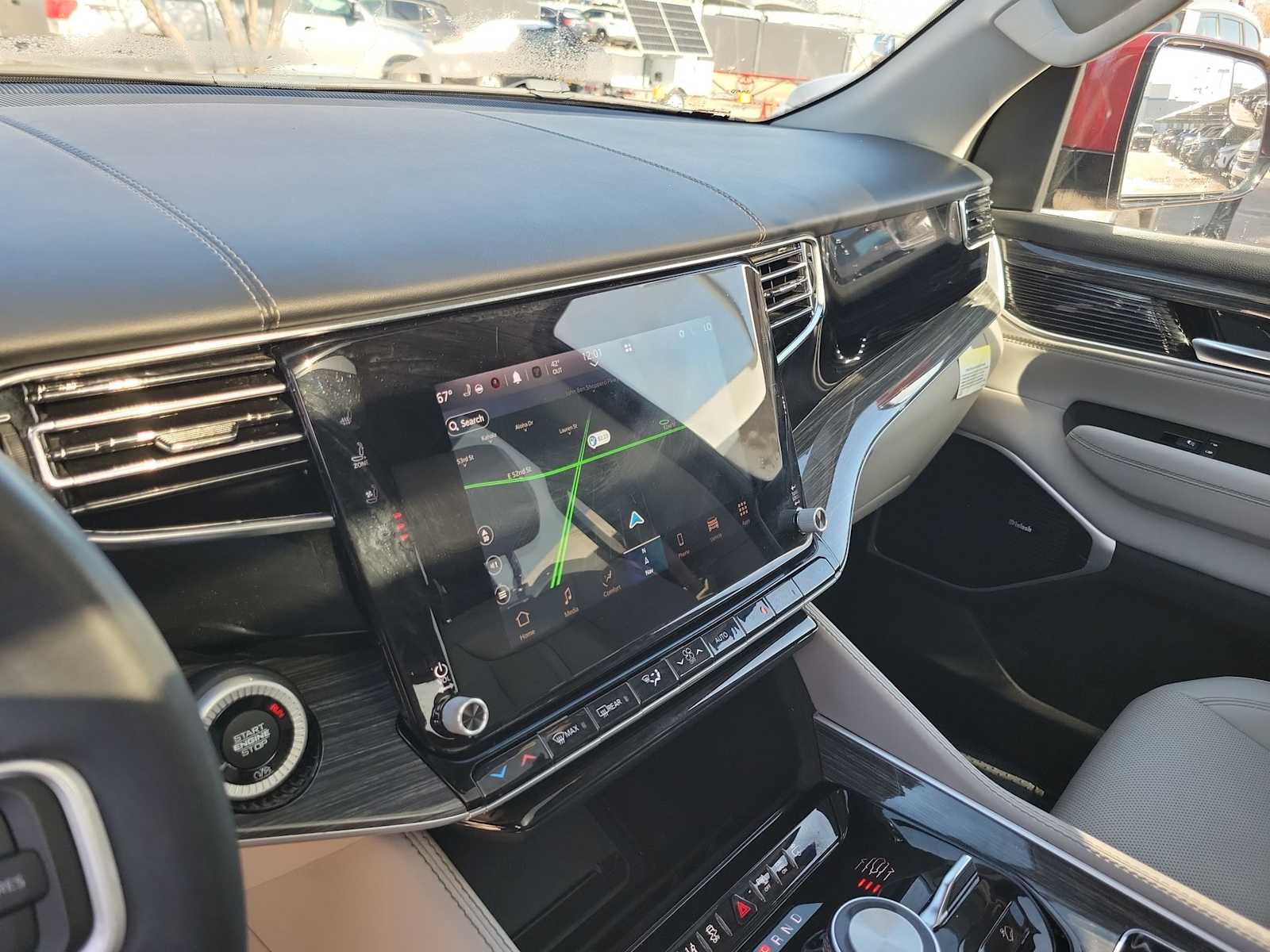 Thumbnail: 2022 Jeep Wagoneer - 20