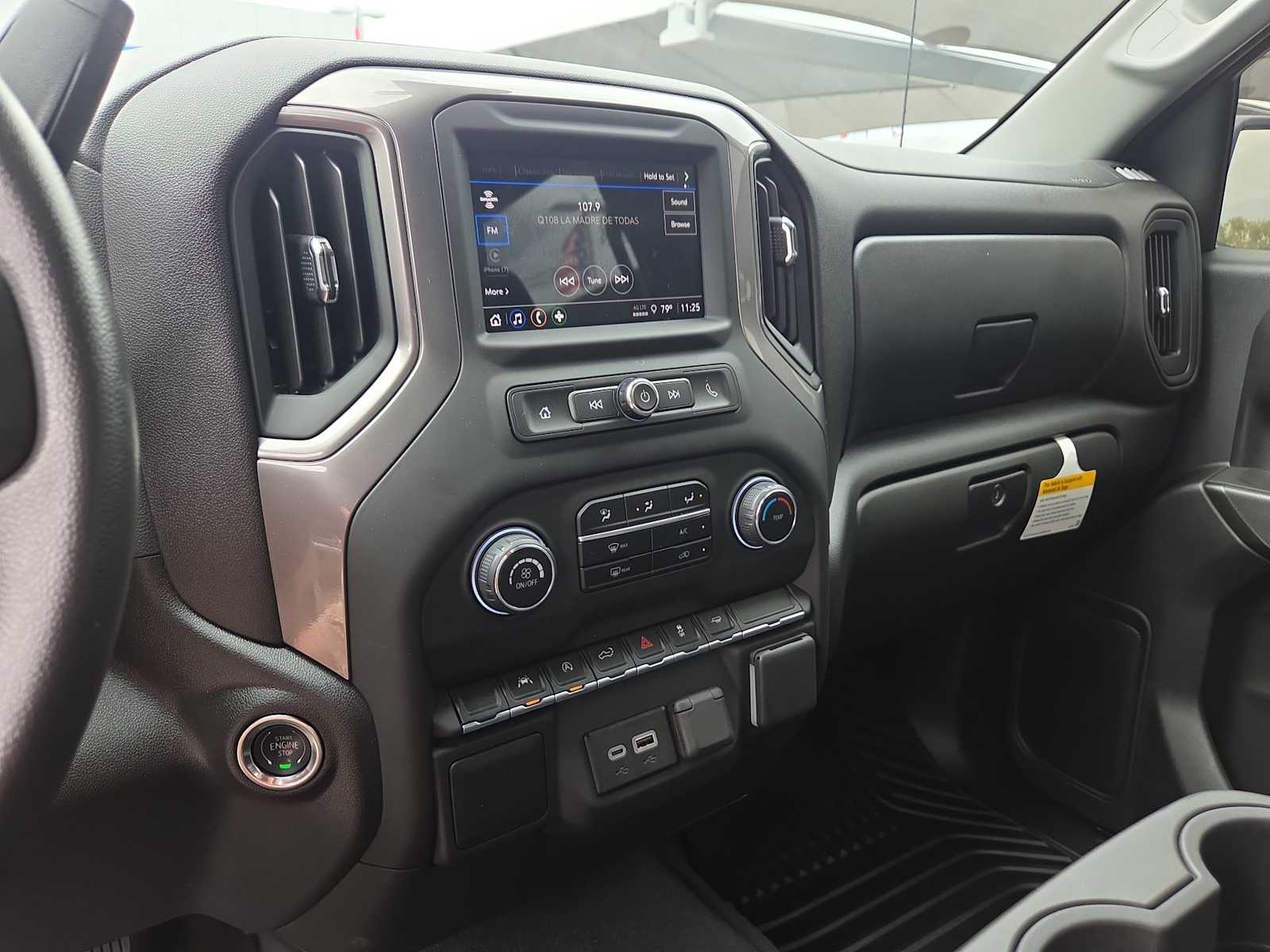 Thumbnail: 2026 Chevrolet Silverado 1500 - 25