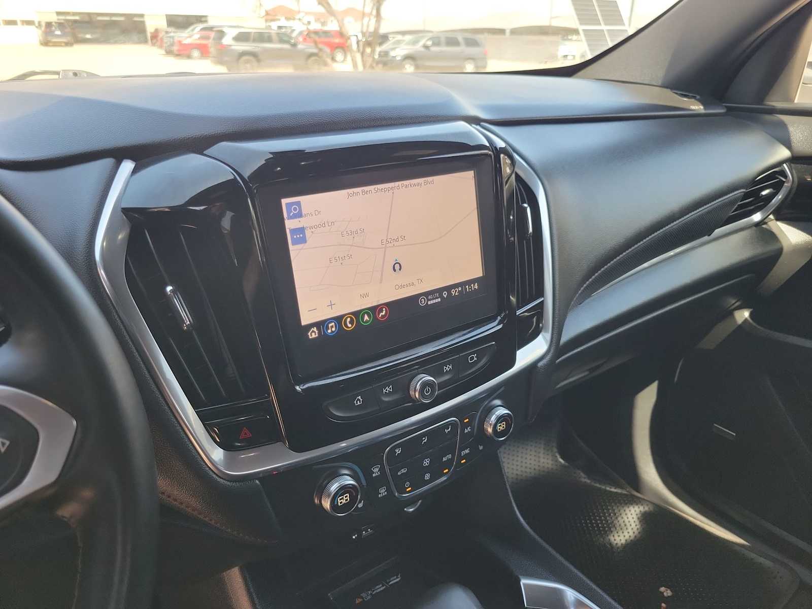 Thumbnail: 2023 Chevrolet Traverse - 16