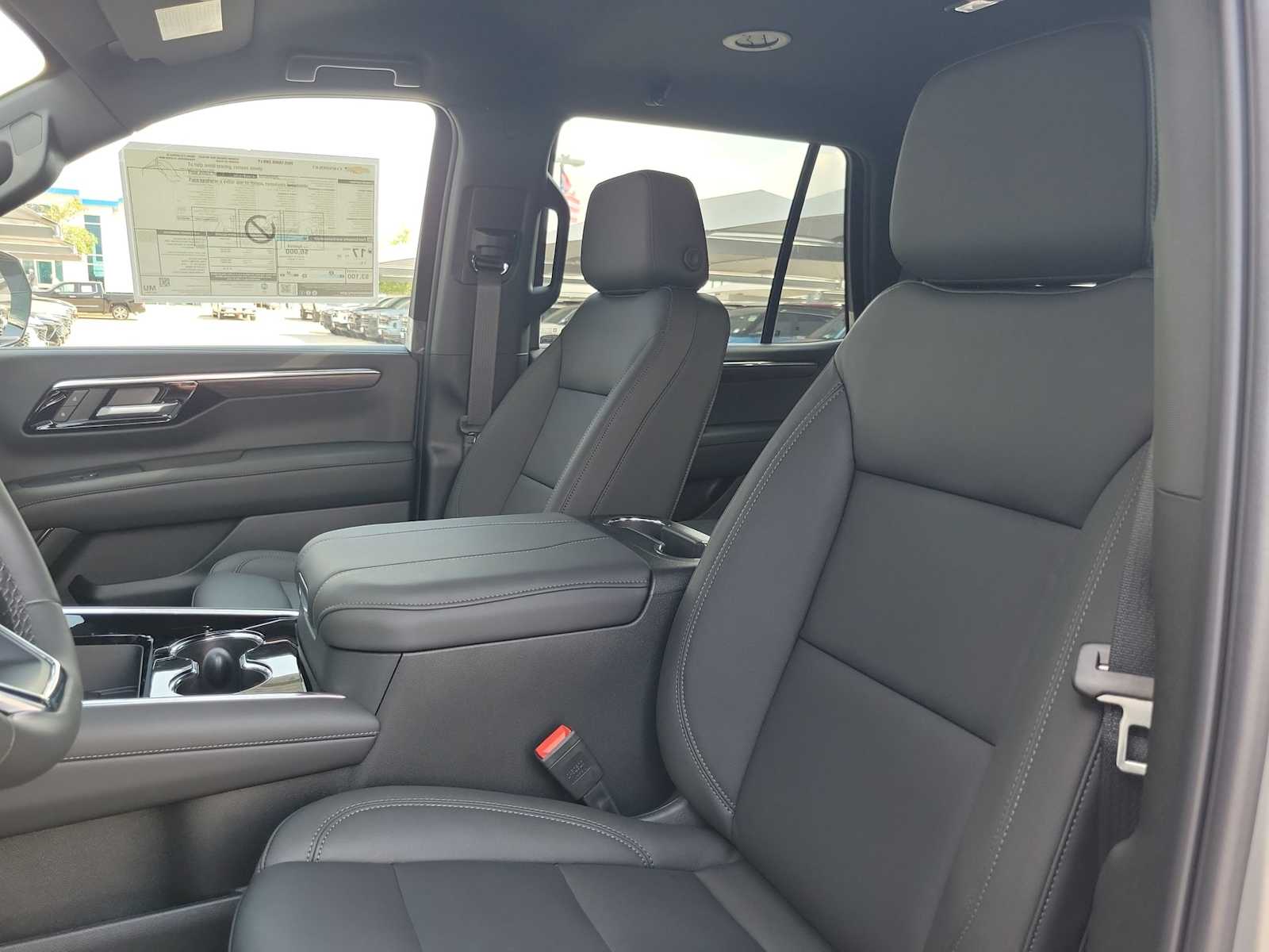 Thumbnail: 2025 Chevrolet Tahoe - 11
