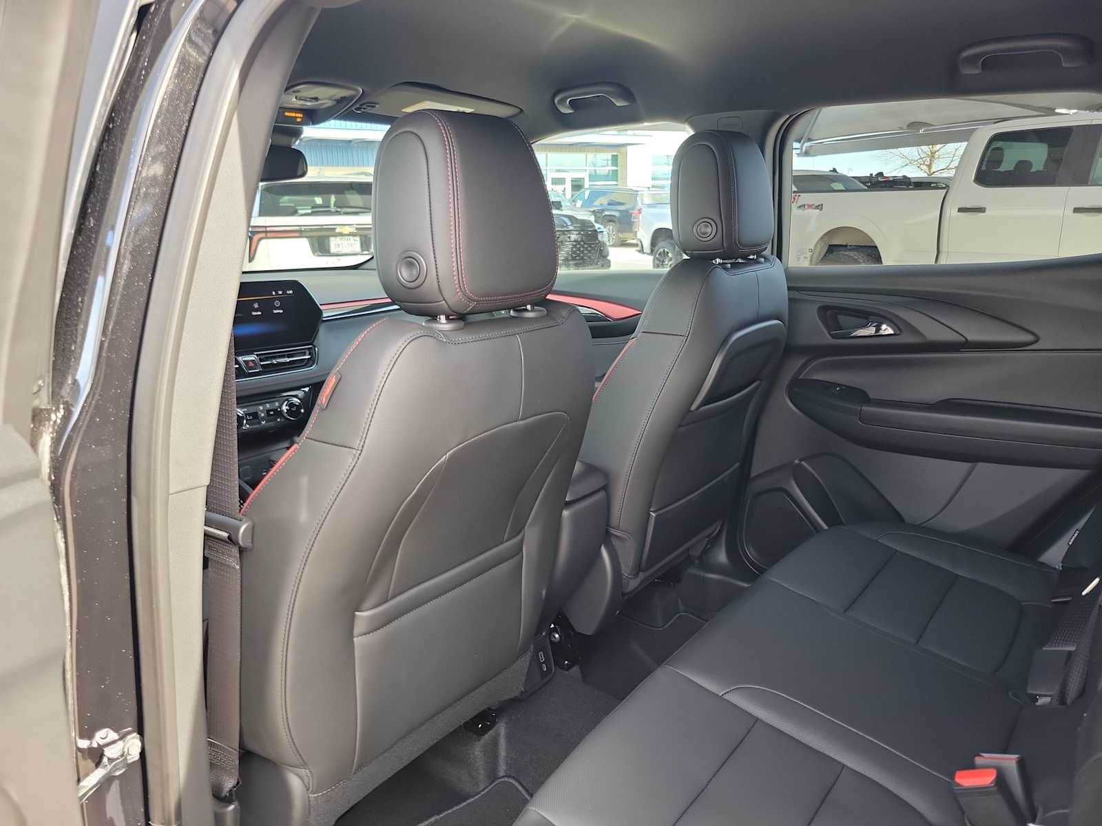 Thumbnail: 2026 Chevrolet TrailBlazer - 8