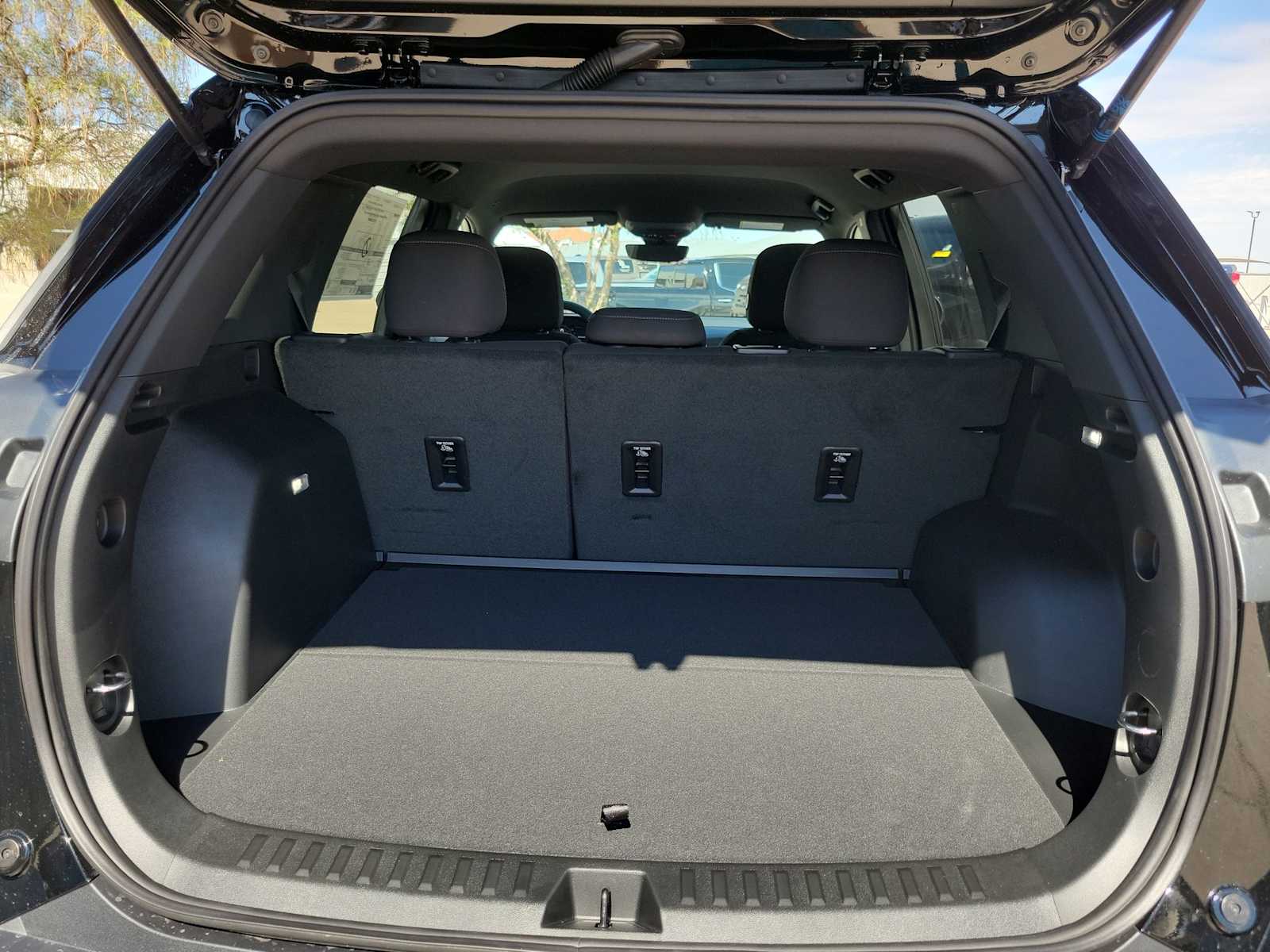 Thumbnail: 2026 Chevrolet Equinox - 19