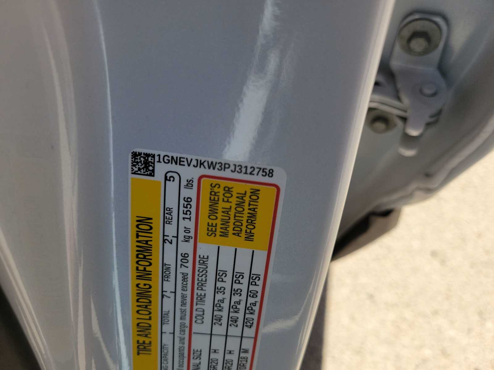 Thumbnail: 2023 Chevrolet Traverse - 17