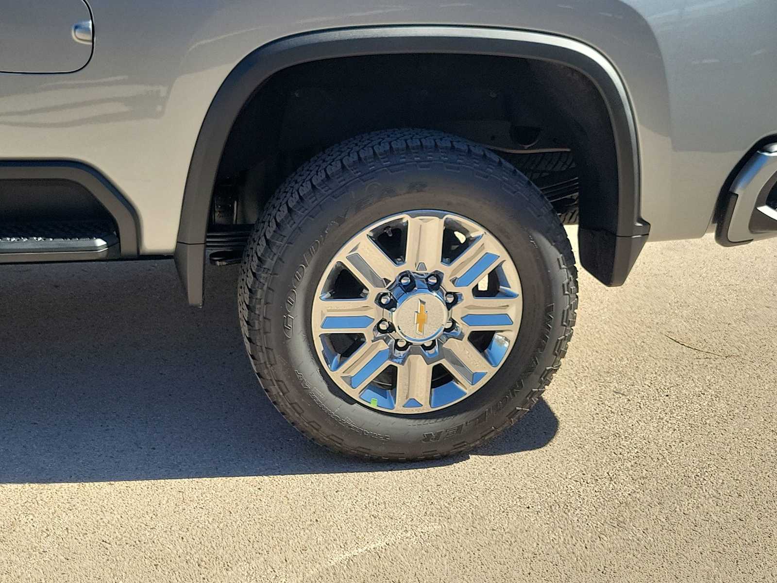 Thumbnail: 2026 Chevrolet Silverado 2500 - 8