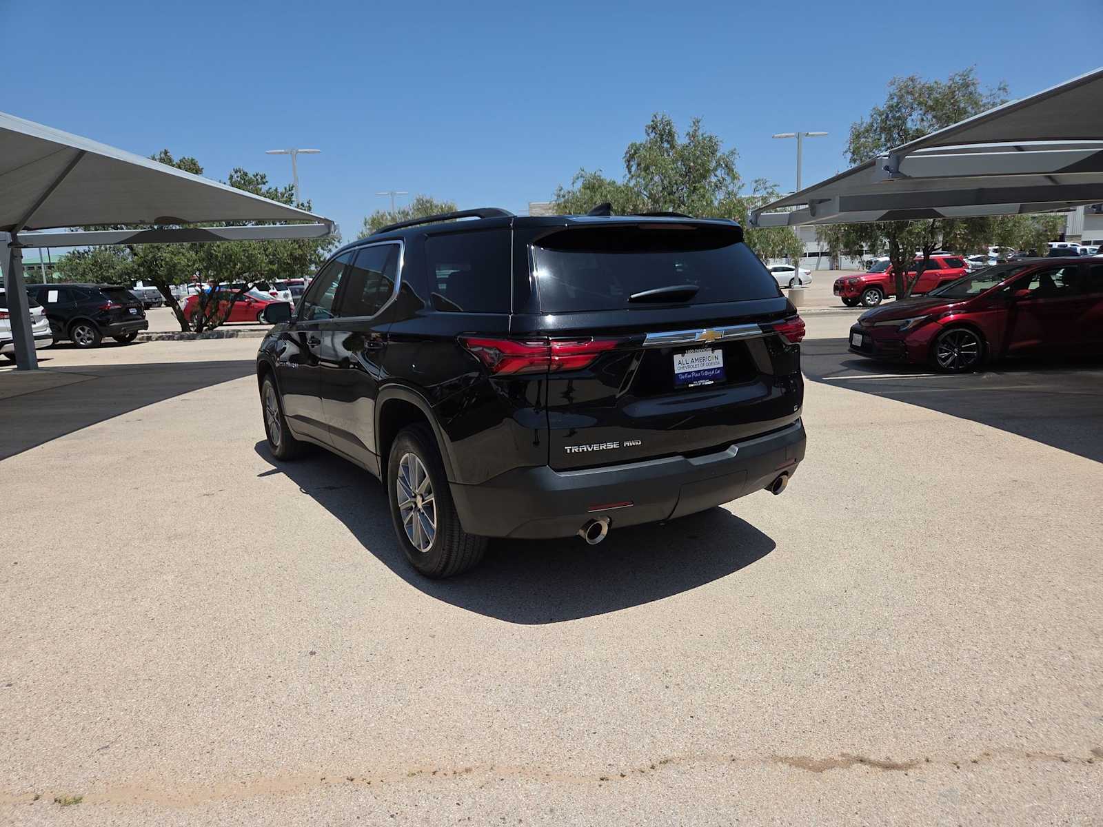 Thumbnail: 2023 Chevrolet Traverse - 6