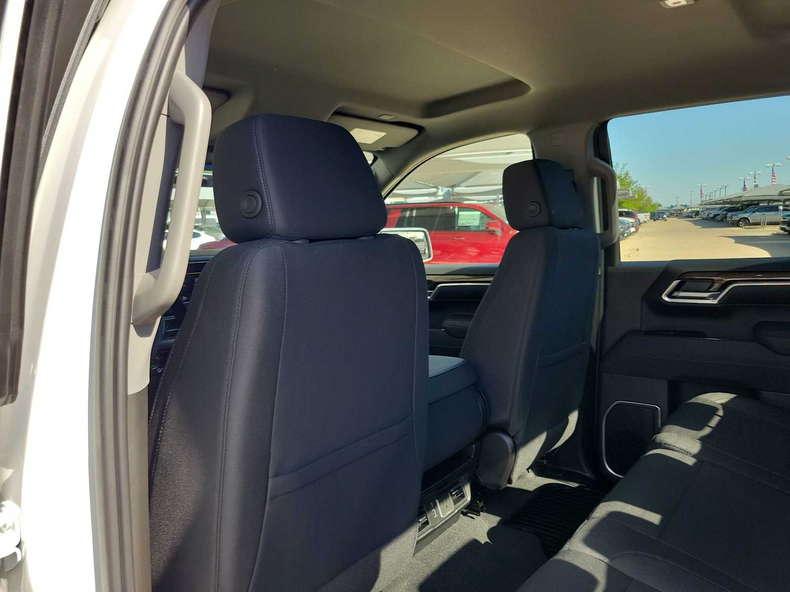 Thumbnail: 2026 Chevrolet Silverado 1500 - 12