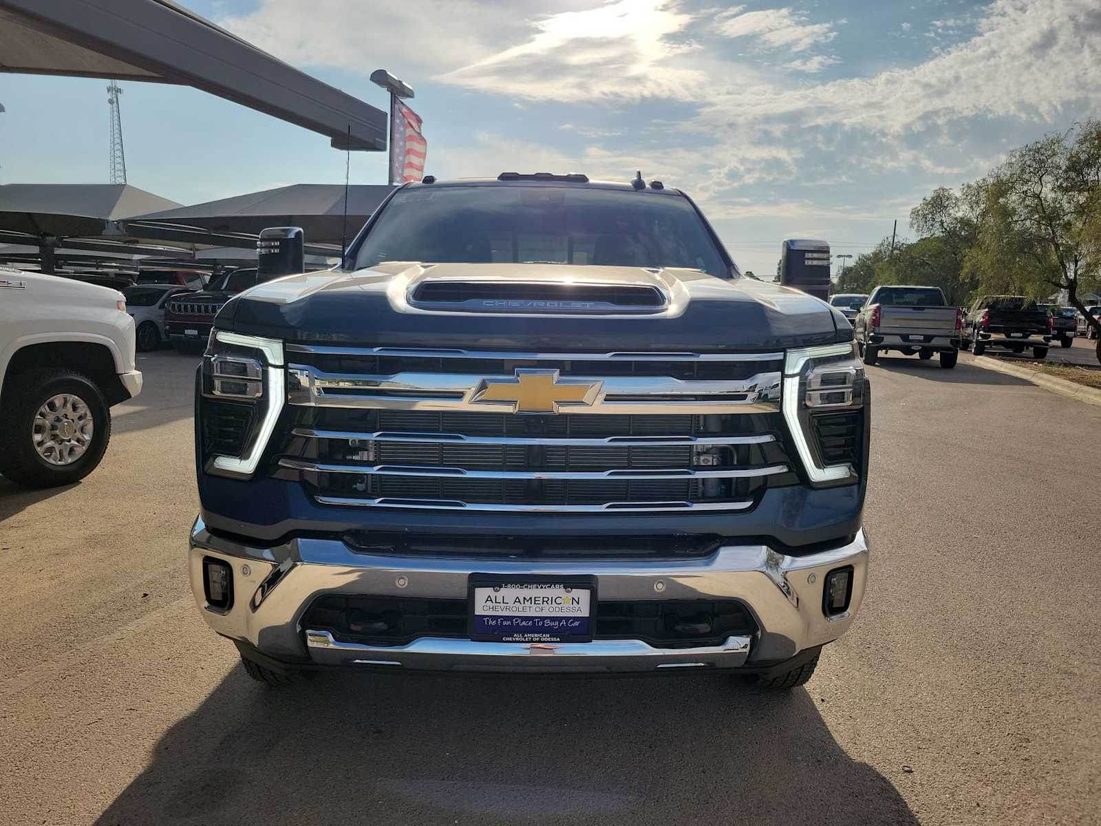 Thumbnail: 2026 Chevrolet Silverado 3500 - 6