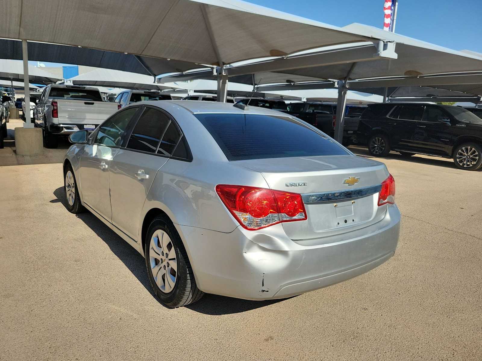 Thumbnail: 2016 Chevrolet Cruze - 4