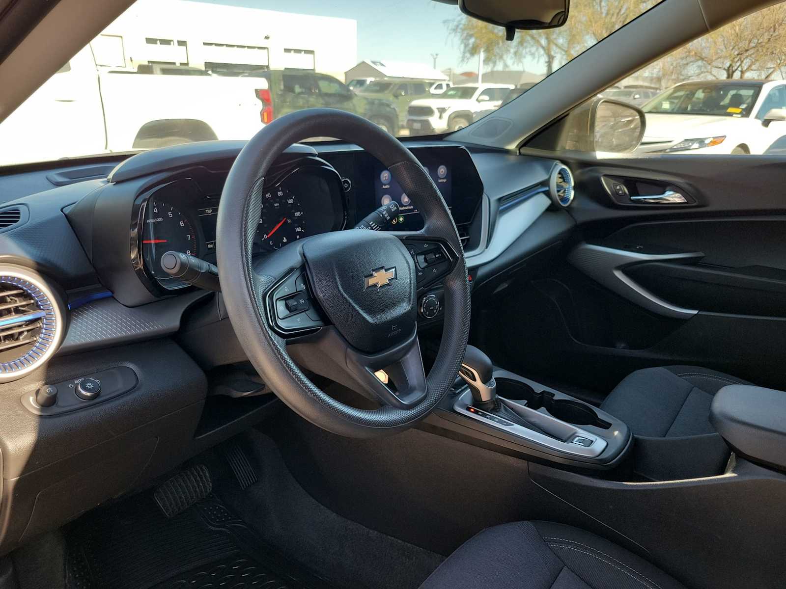 Thumbnail: 2024 Chevrolet Trax - 2