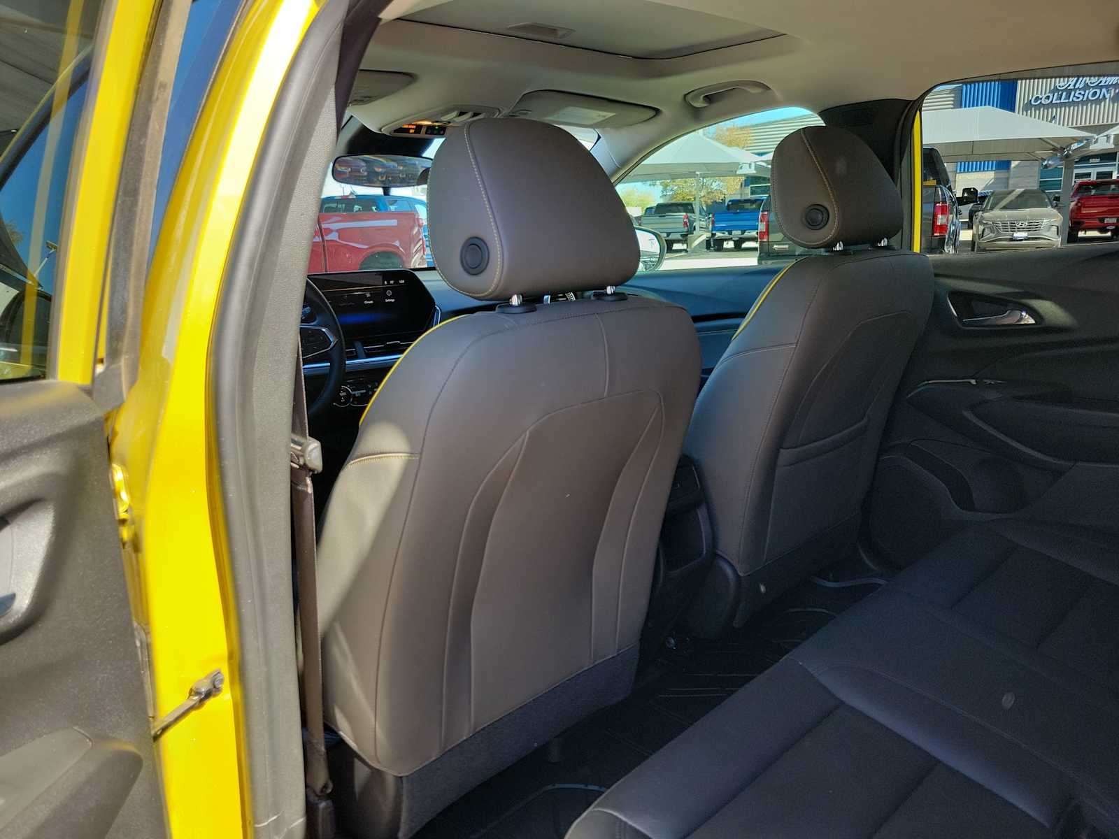 Thumbnail: 2024 Chevrolet Trax - 12