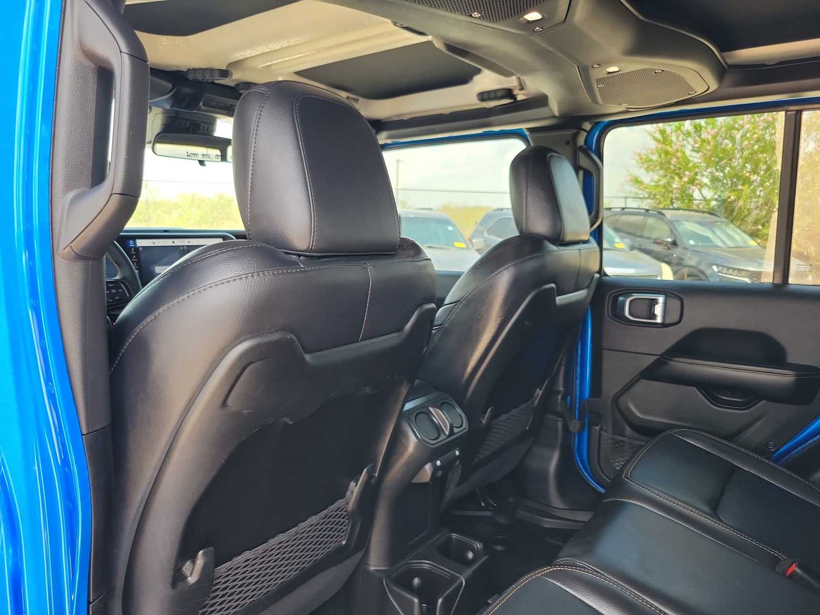 Thumbnail: 2024 Jeep Gladiator - 12