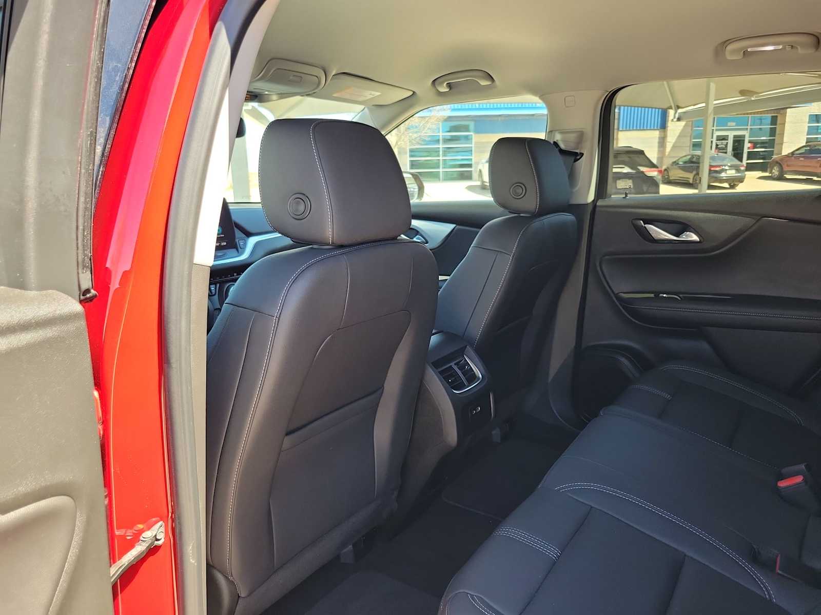 Thumbnail: 2023 Chevrolet Blazer - 8