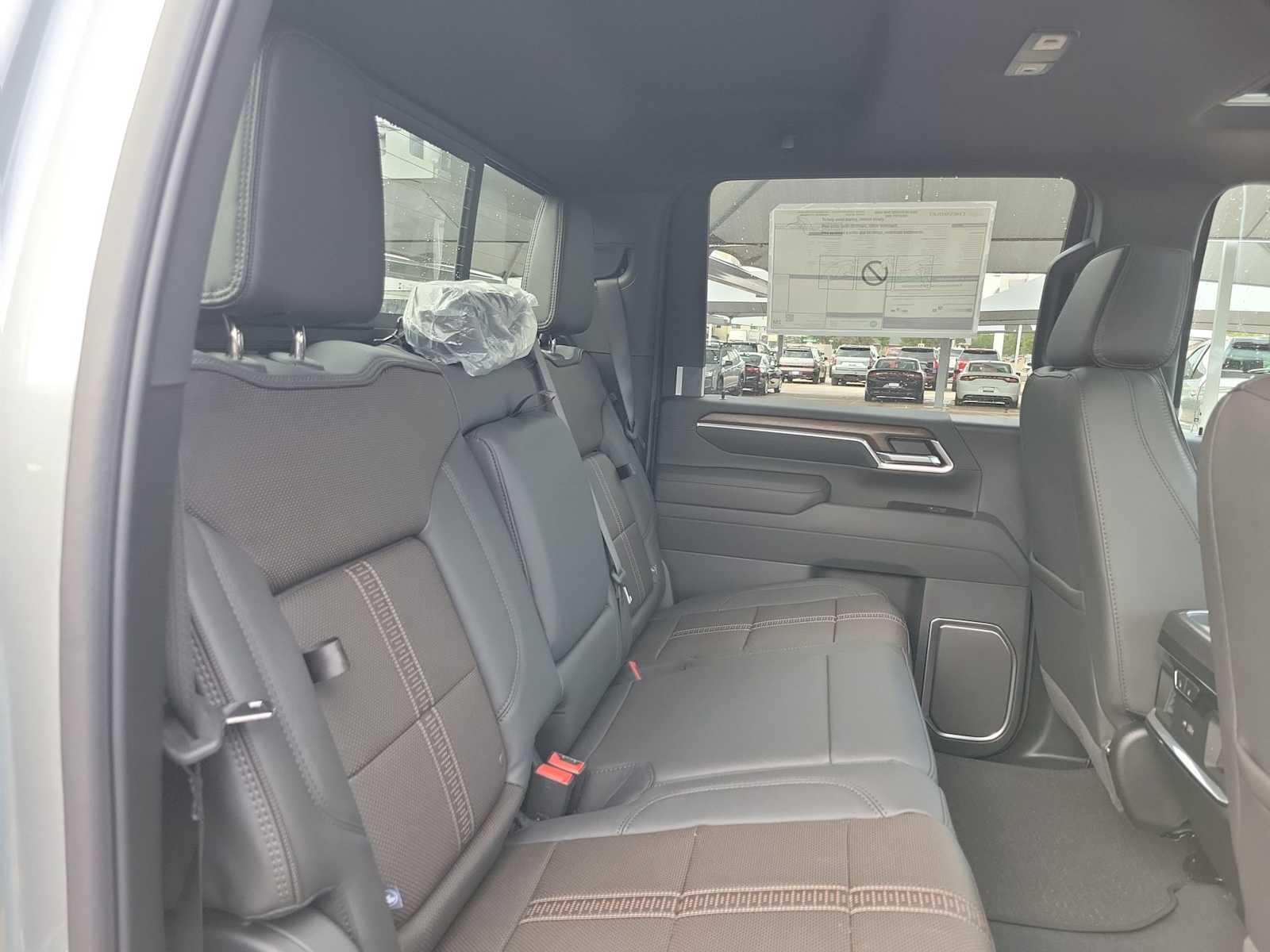 Thumbnail: 2026 Chevrolet Silverado 3500 - 13