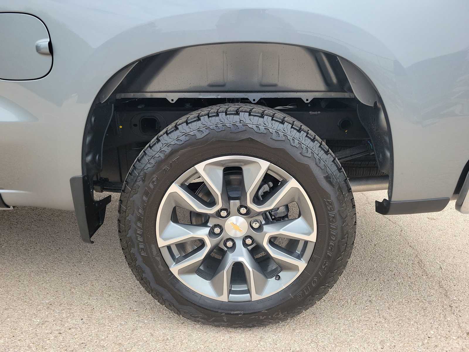 Thumbnail: 2026 Chevrolet Silverado 1500 - 12